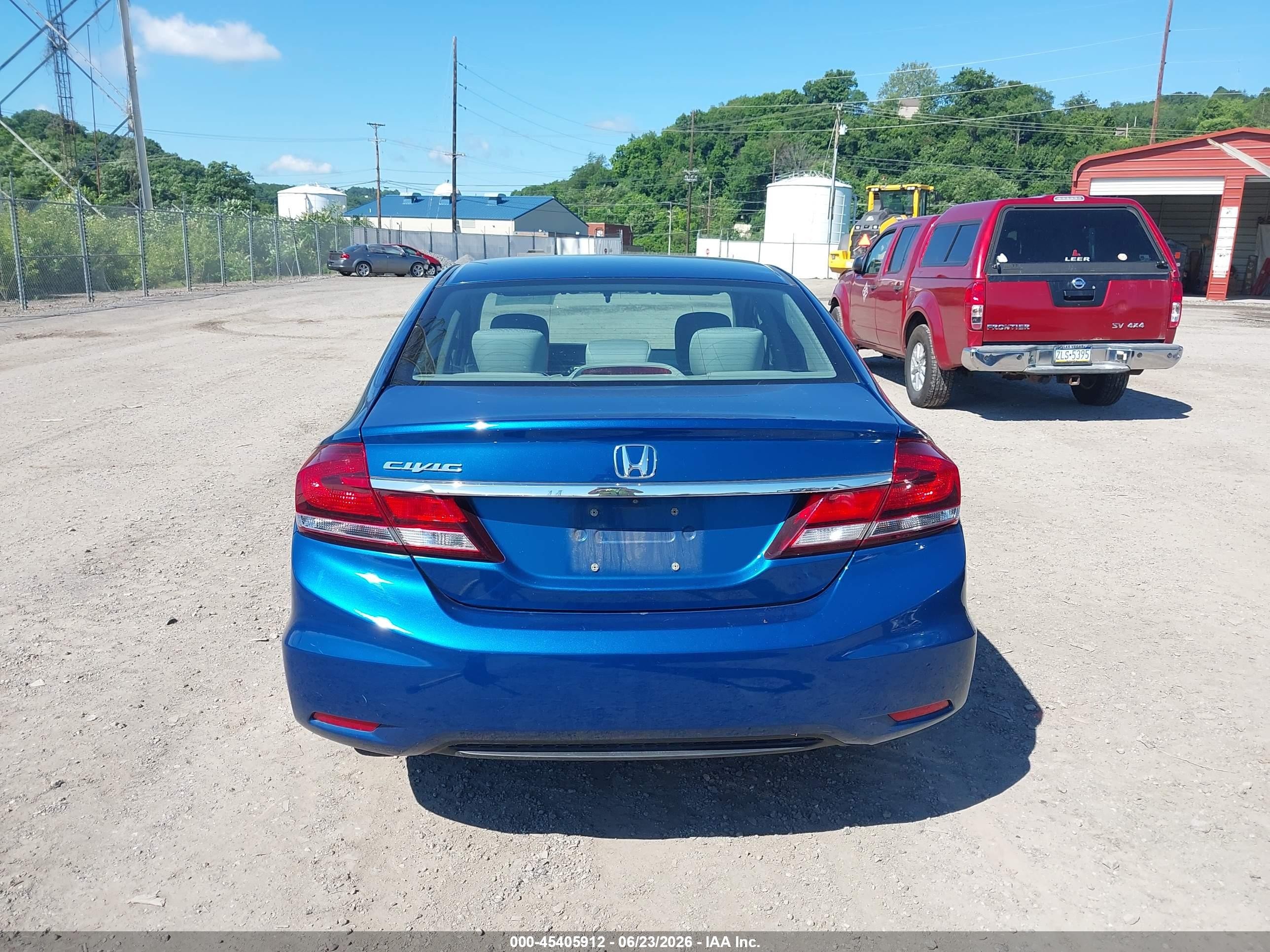 2015 Honda Civic Lx Синий vin: 2HGFB2F52FH556058