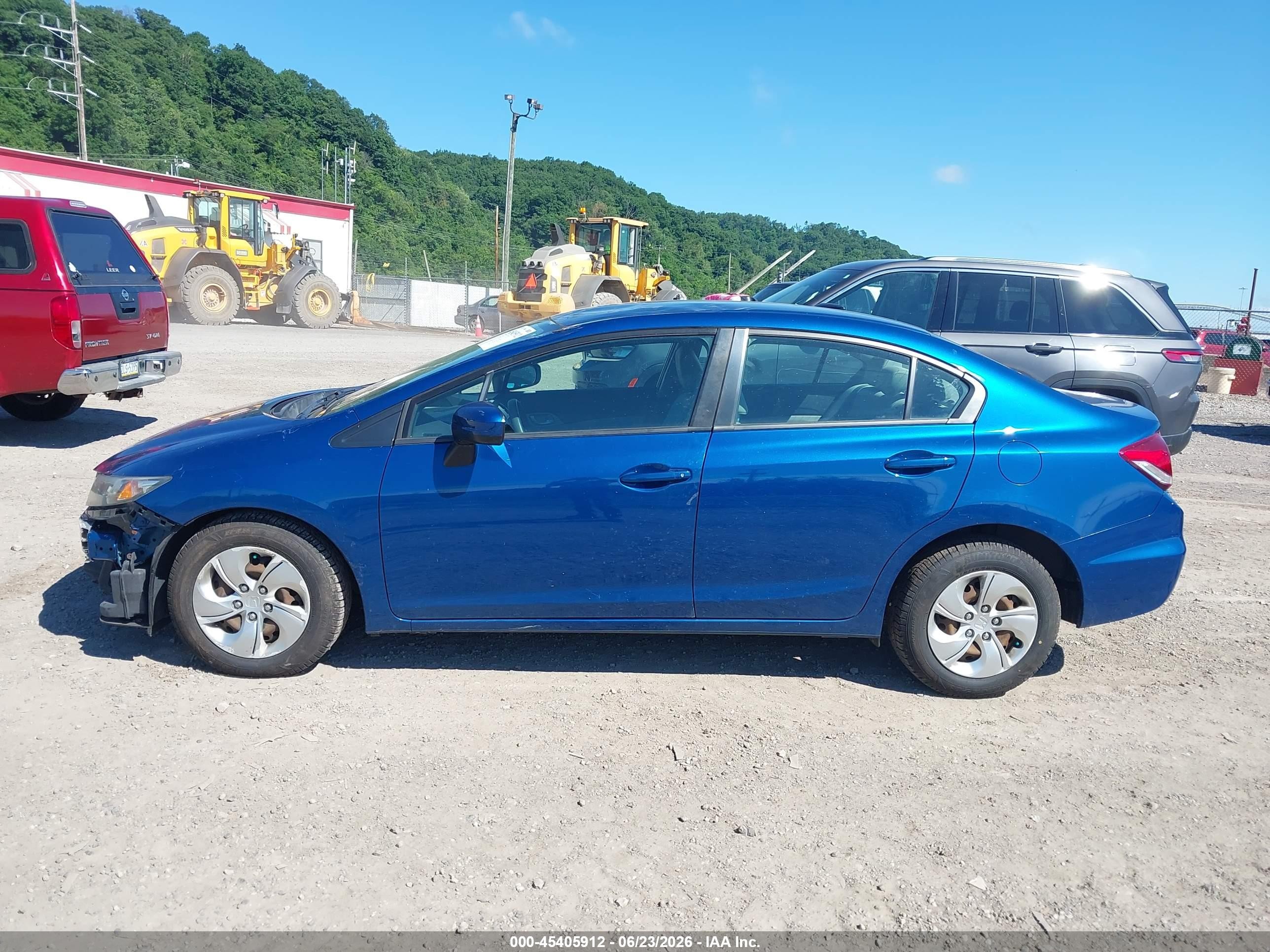 2015 Honda Civic Lx Синий vin: 2HGFB2F52FH556058