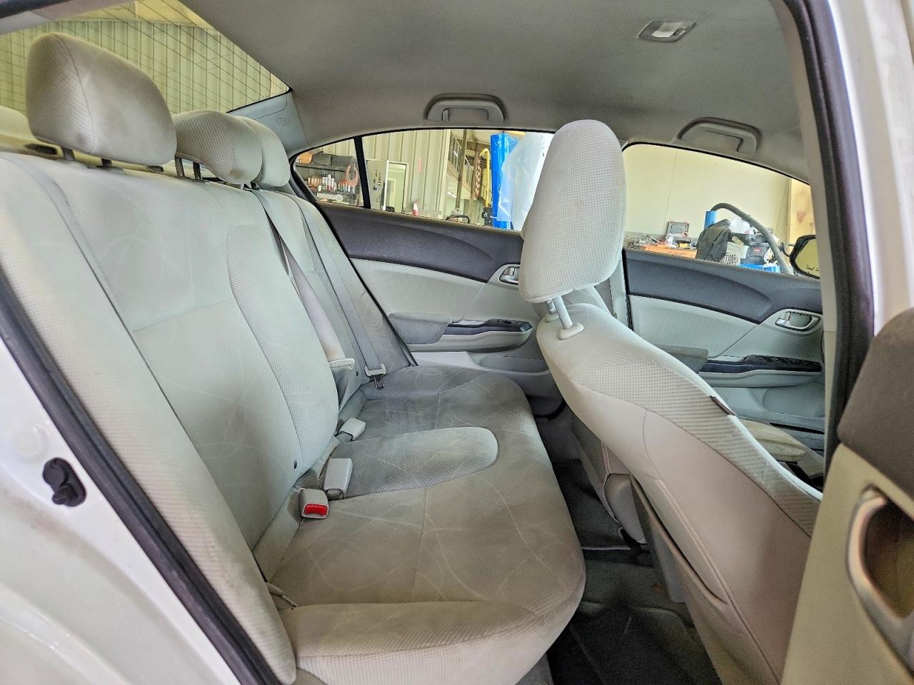 2012 Honda Civic Lx White vin: 2HGFB2F53CH609667