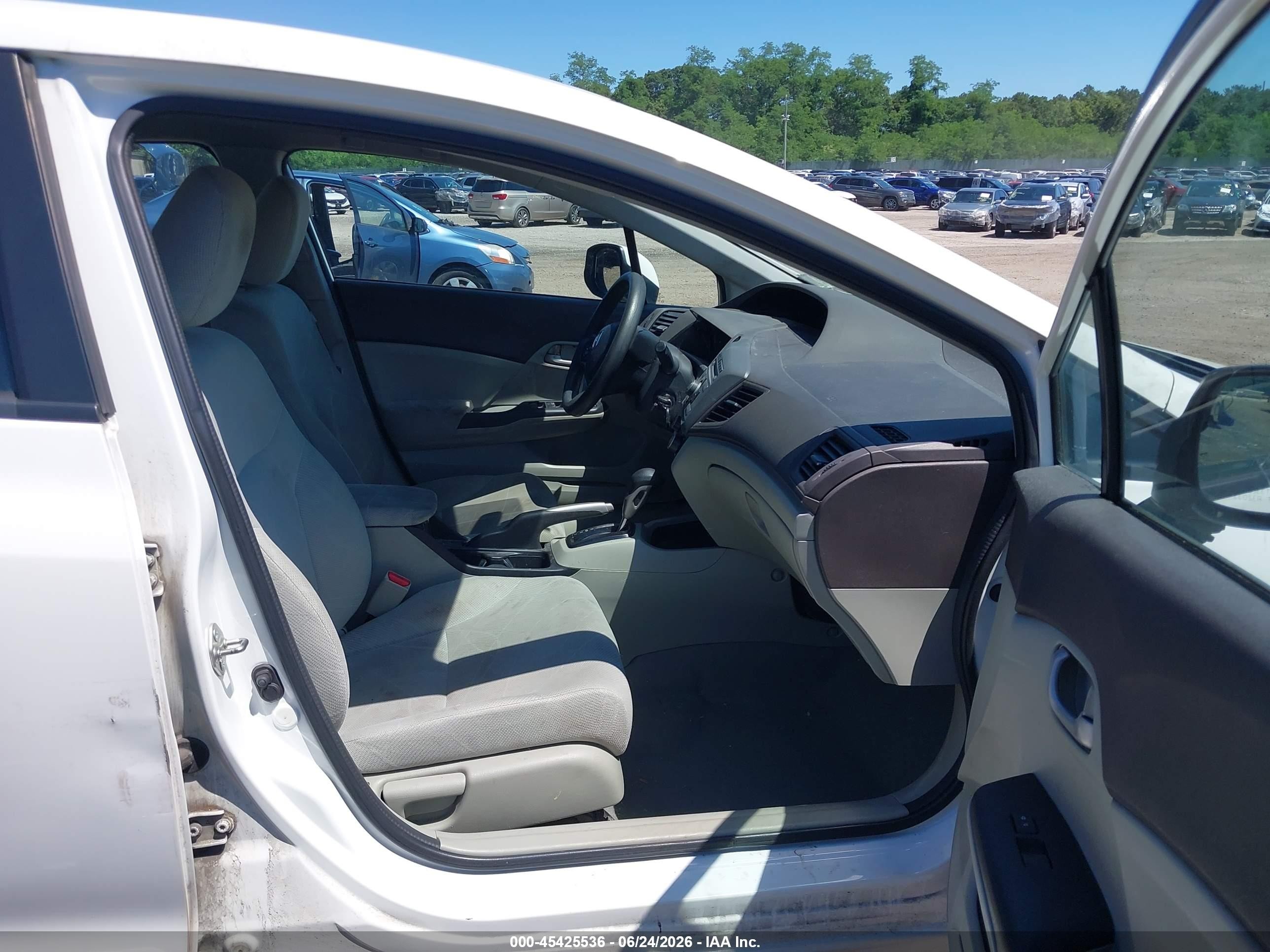 2012 Honda Civic Lx White vin: 2HGFB2F53CH611340