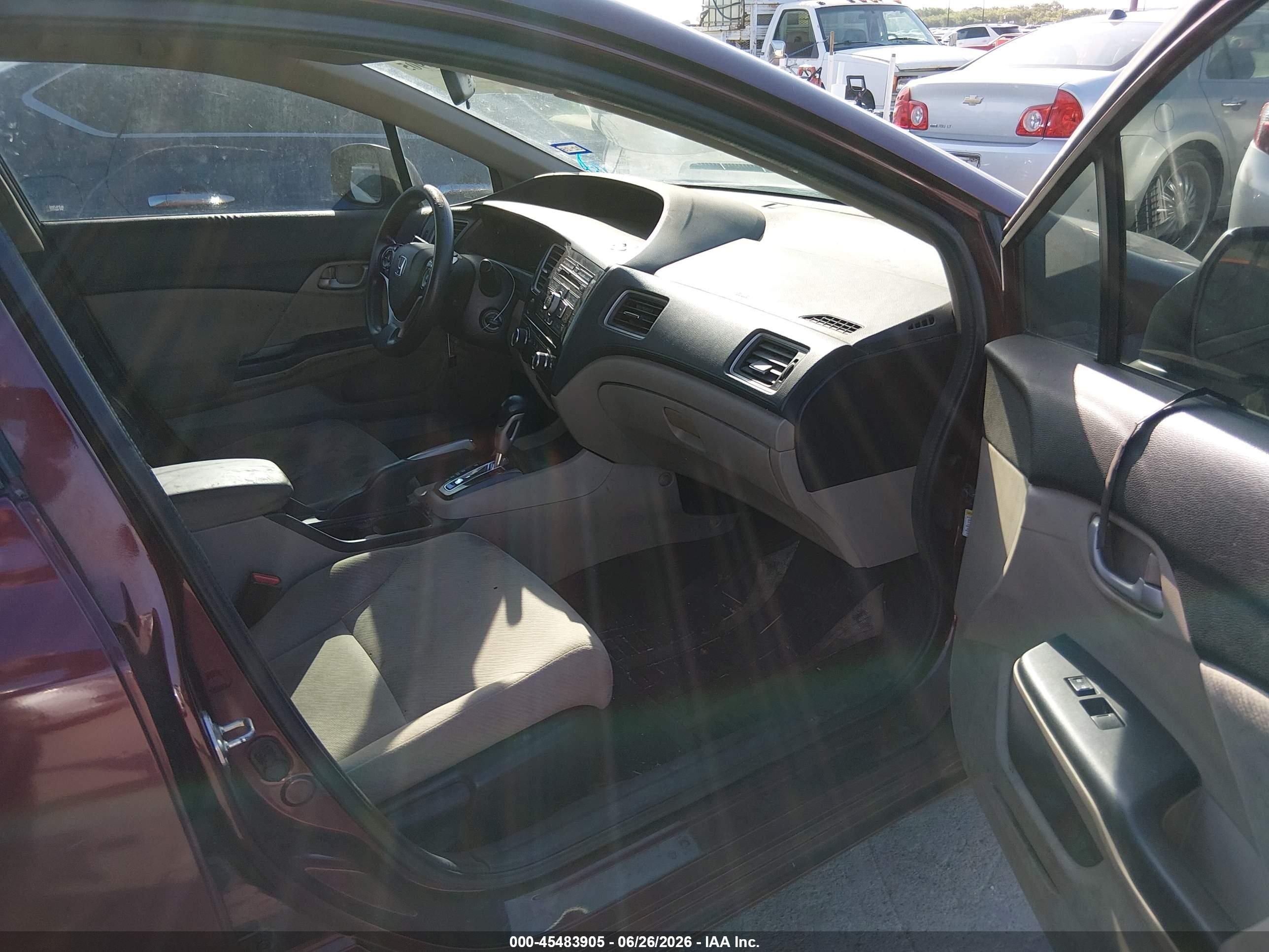 2013 Honda Civic Lx Burgundy vin: 2HGFB2F53DH505746