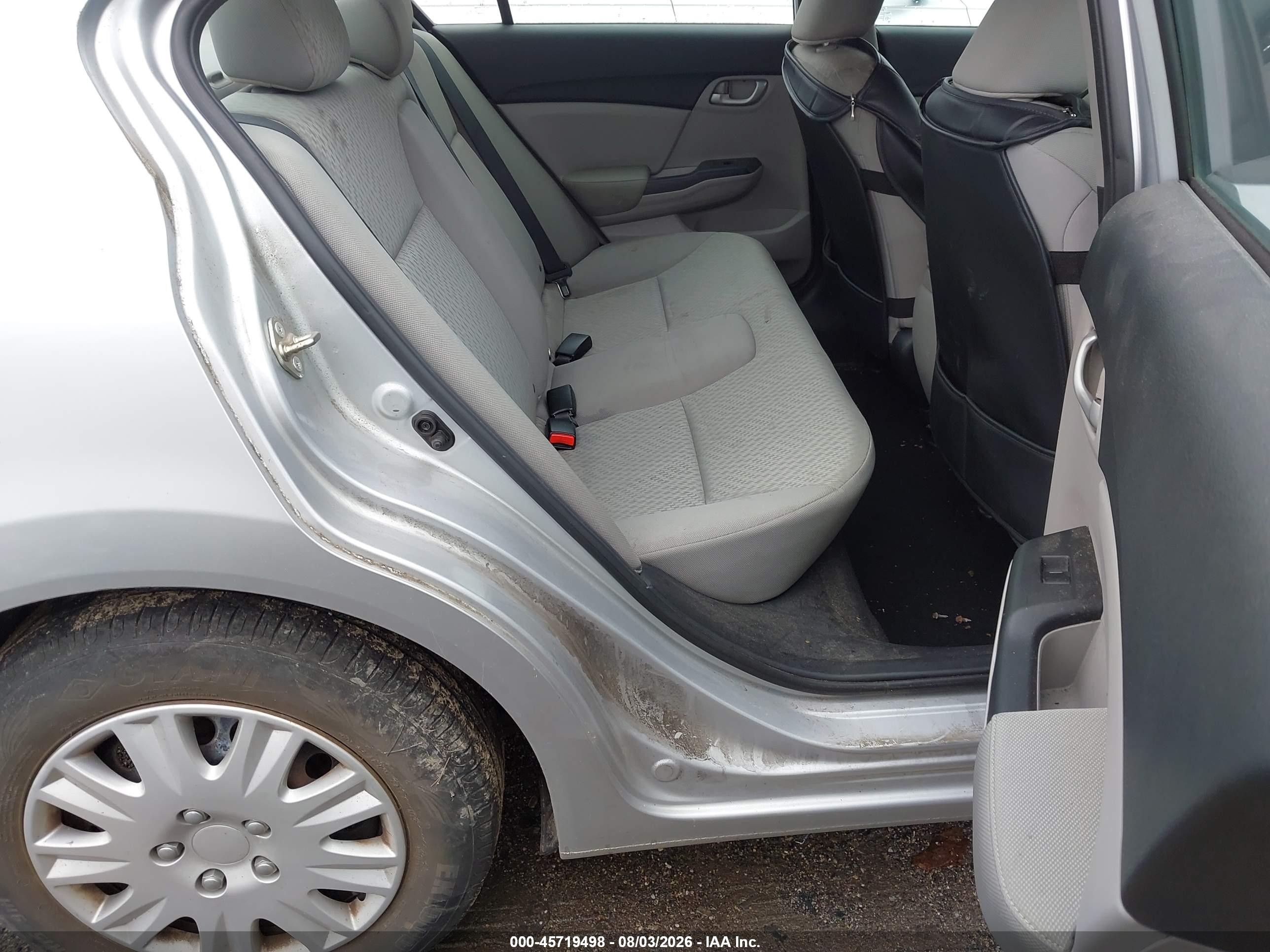 2015 Honda Civic Lx Silver vin: 2HGFB2F53FH502431