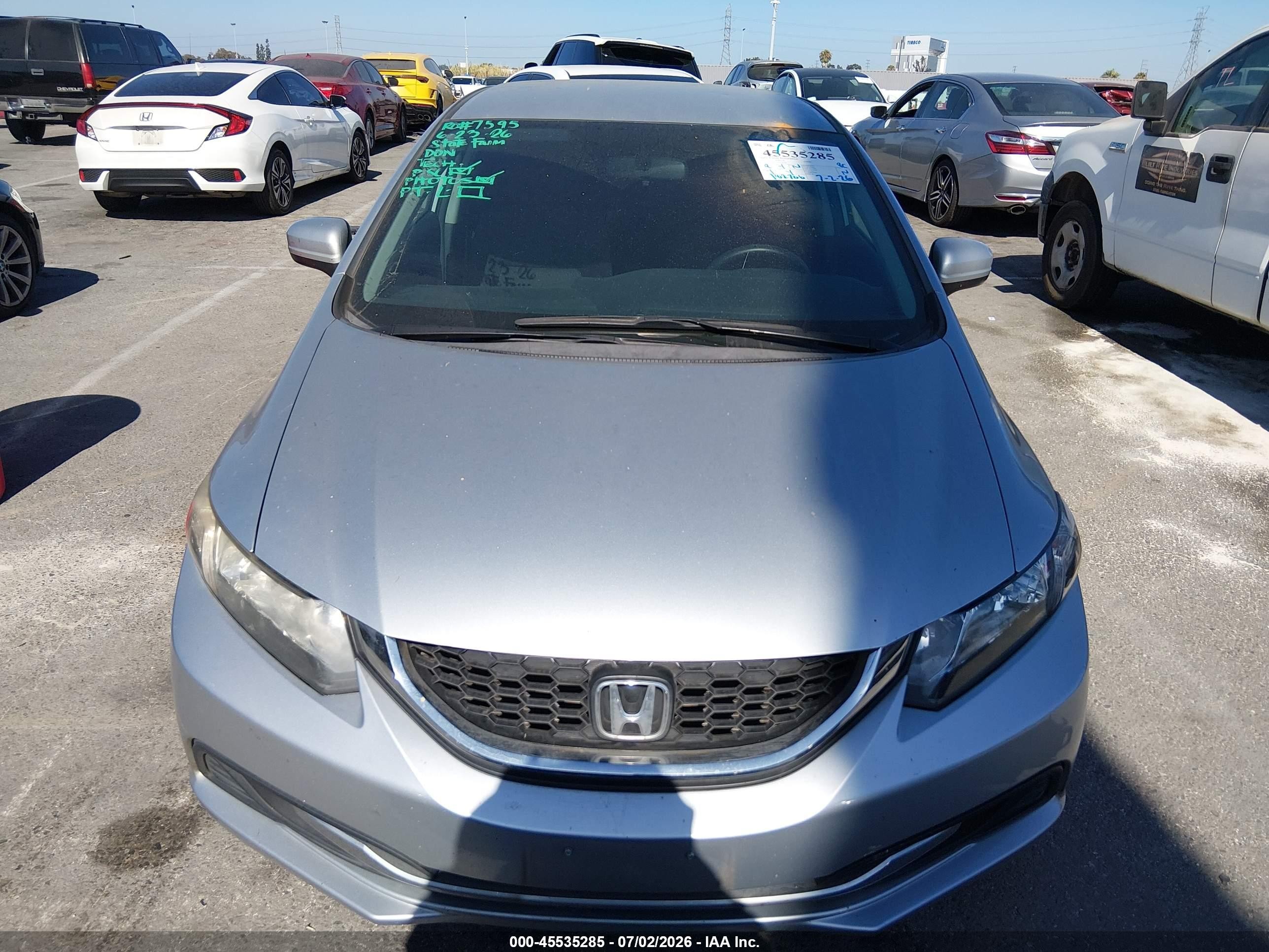 2015 Honda Civic Lx Серебряный vin: 2HGFB2F53FH538104