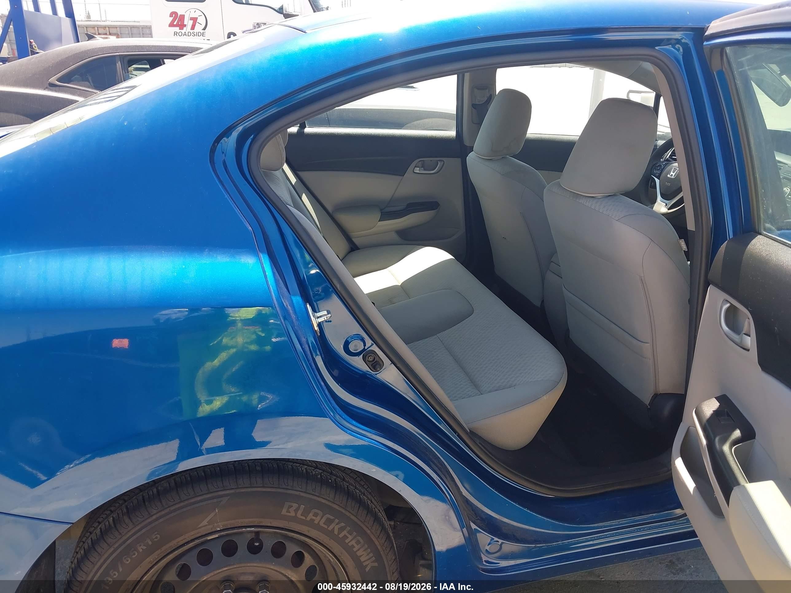 2015 Honda Civic Lx Blue vin: 2HGFB2F53FH556019