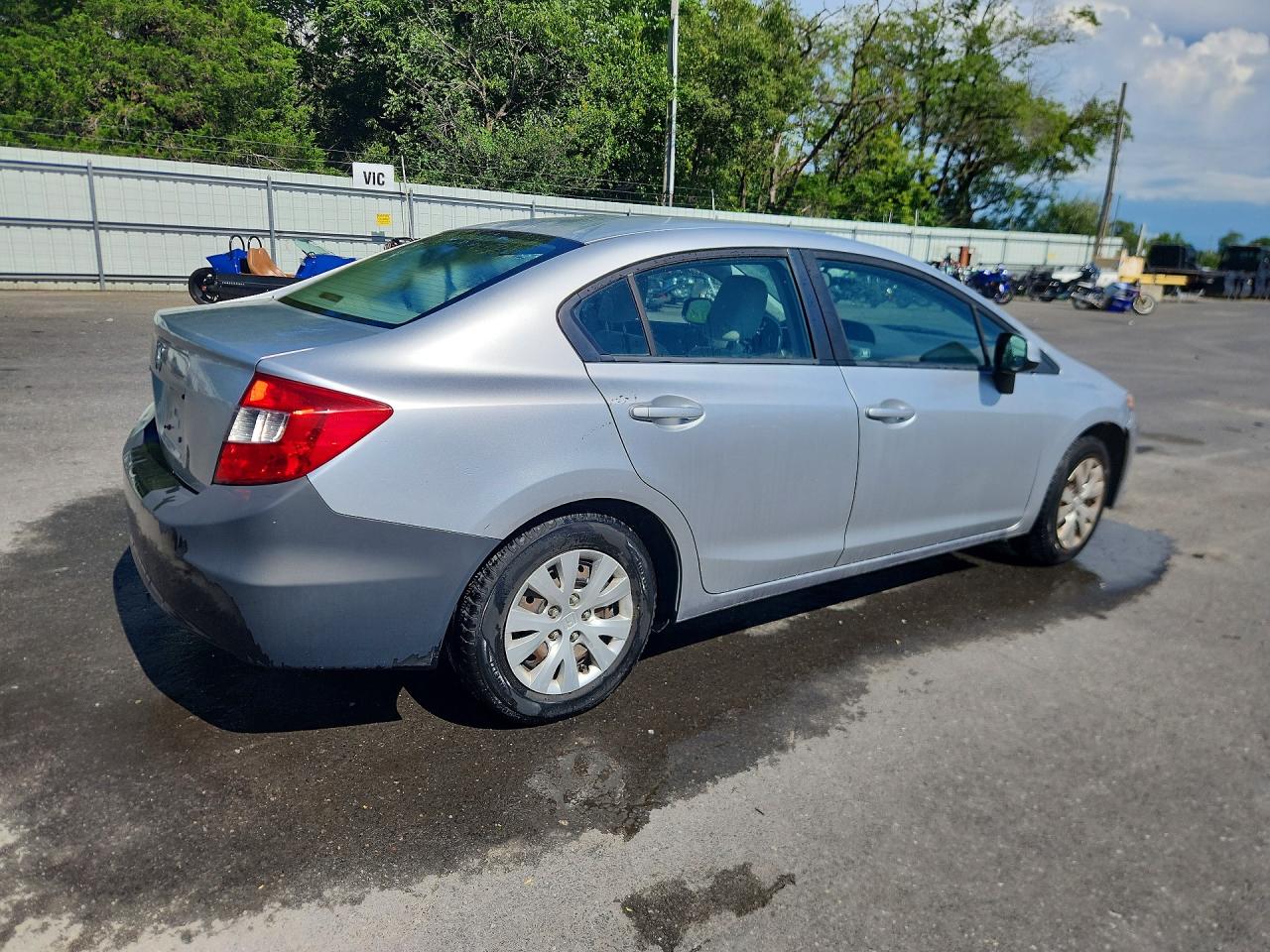 2012 Honda Civic Lx Silver vin: 2HGFB2F54CH303755
