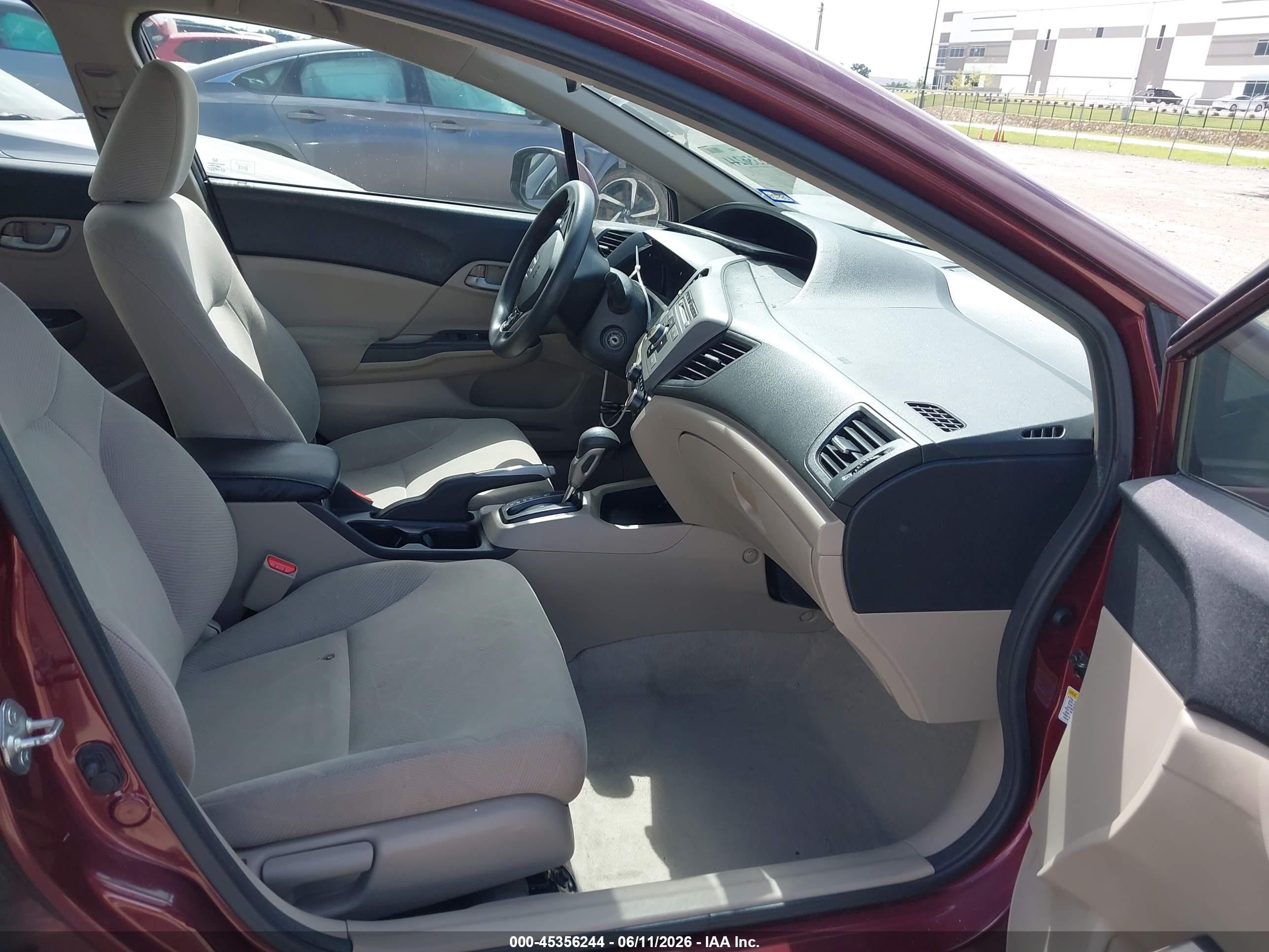 2012 Honda Civic Lx Maroon vin: 2HGFB2F54CH540861