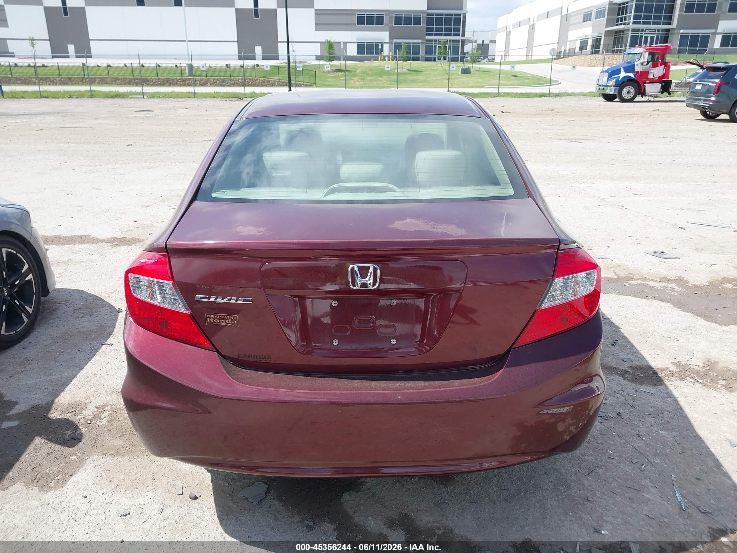 2012 Honda Civic Lx Maroon vin: 2HGFB2F54CH540861