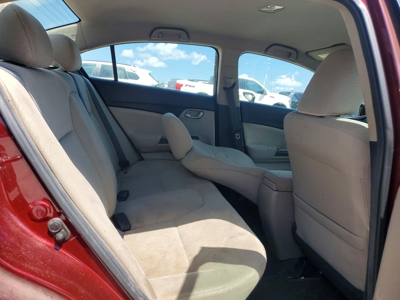 2013 Honda Civic Lx Burgundy vin: 2HGFB2F54DH557970
