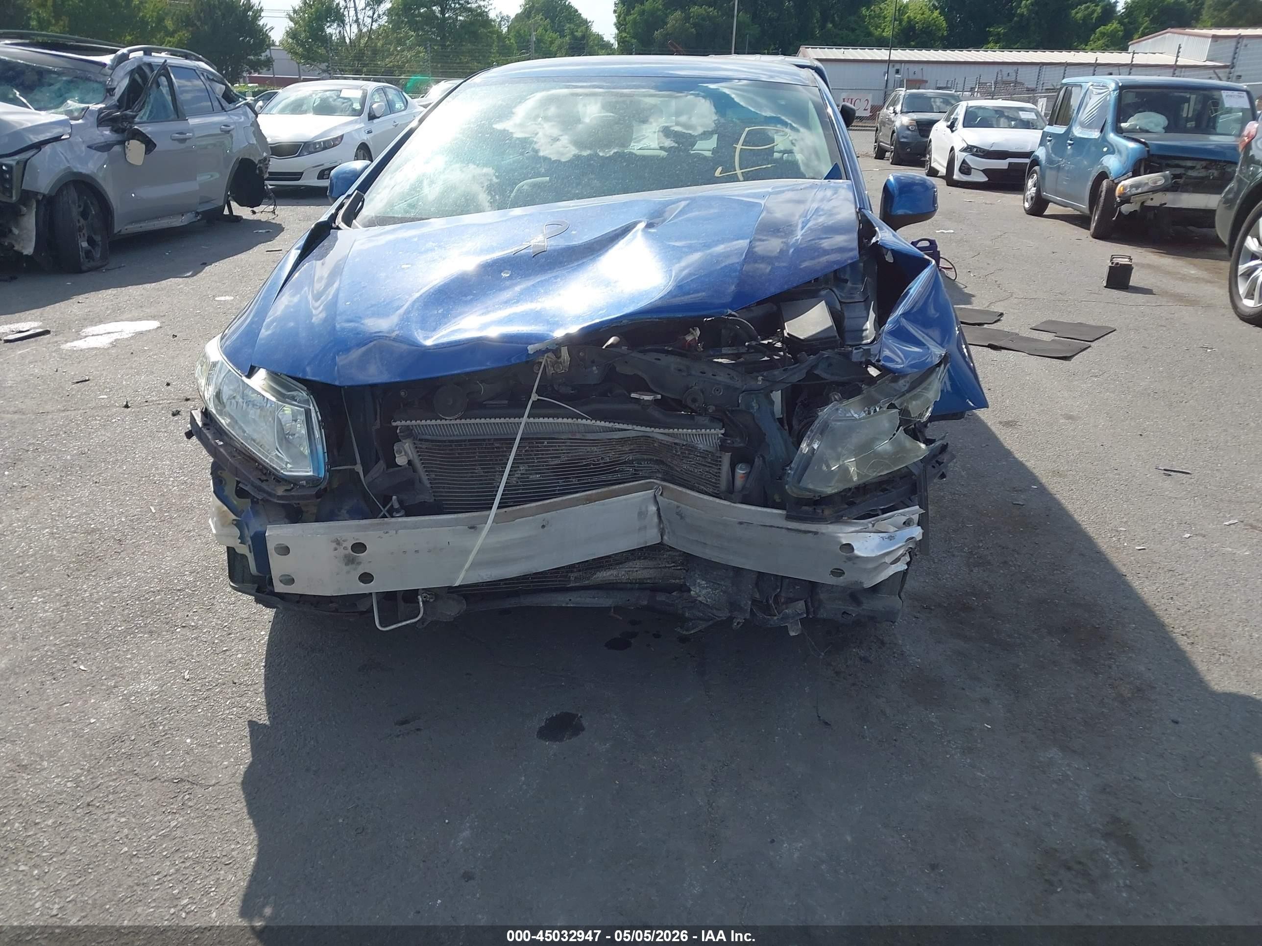 2013 Honda Civic Lx Blue vin: 2HGFB2F54DH560772