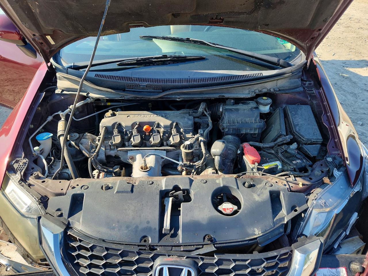 2013 Honda Civic Lx Burgundy vin: 2HGFB2F54DH573702