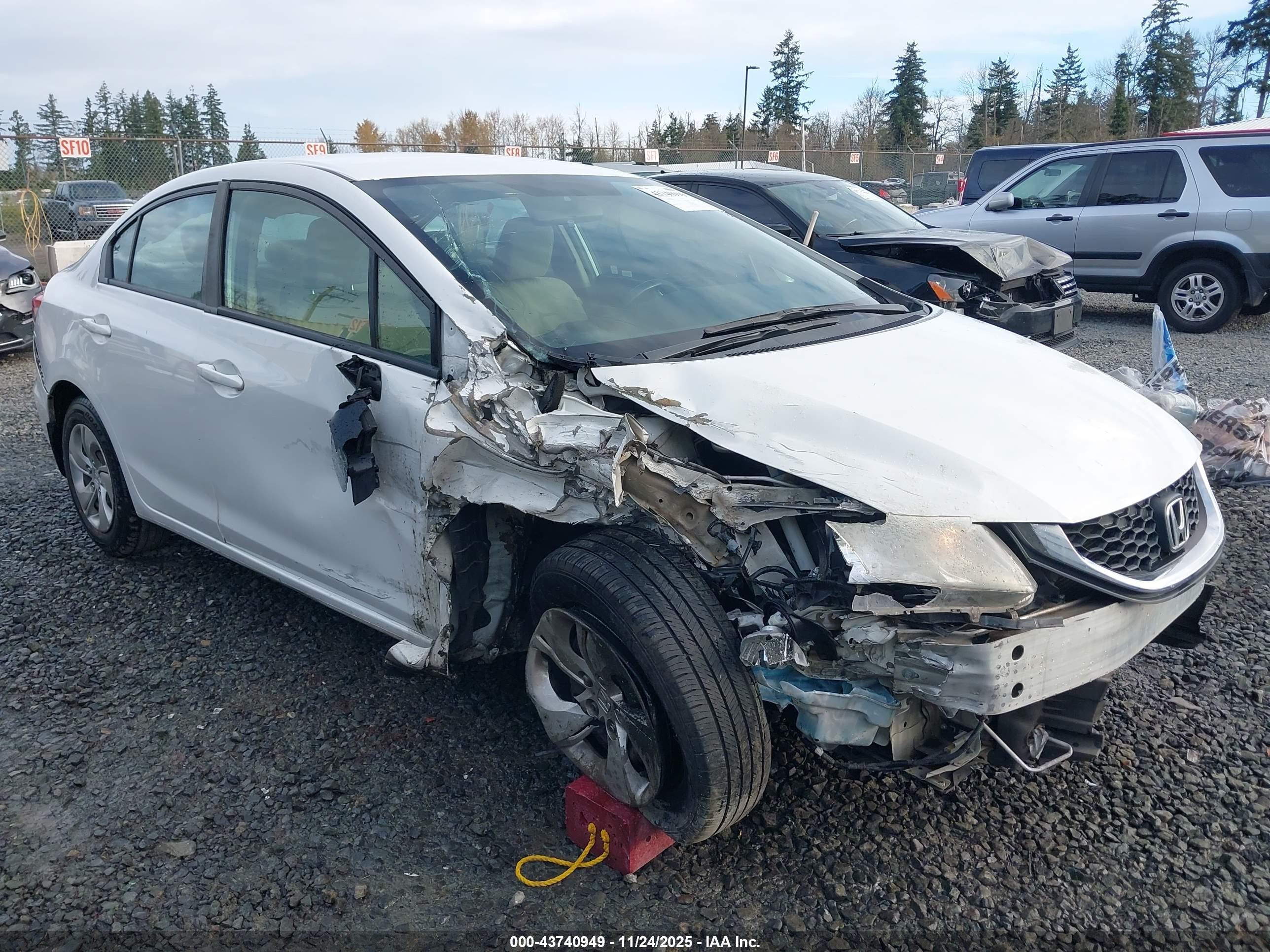 2015 Honda Civic Lx Белый vin: 2HGFB2F54FH558541