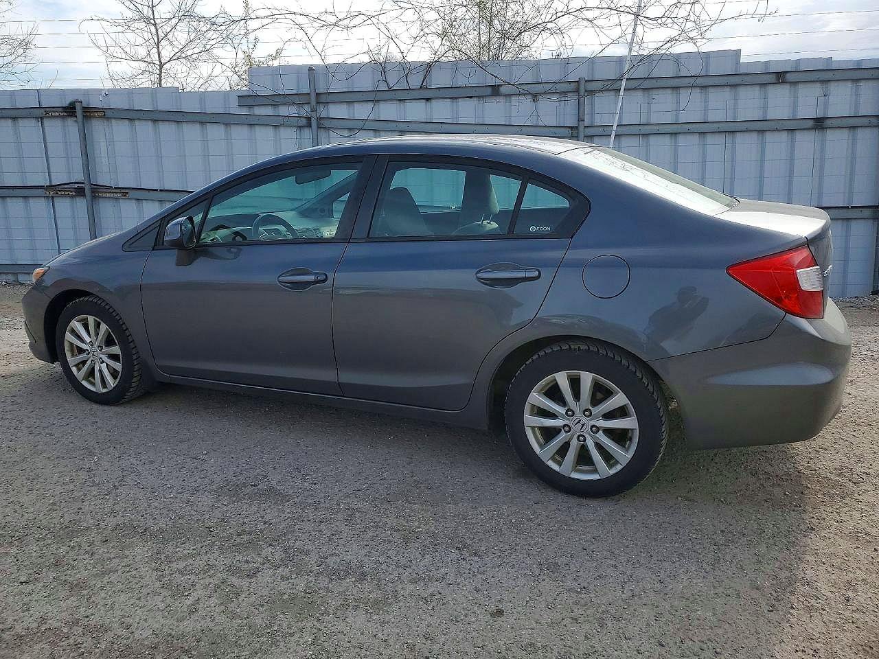 2012 Honda Civic Lx Gray vin: 2HGFB2F55CH109820
