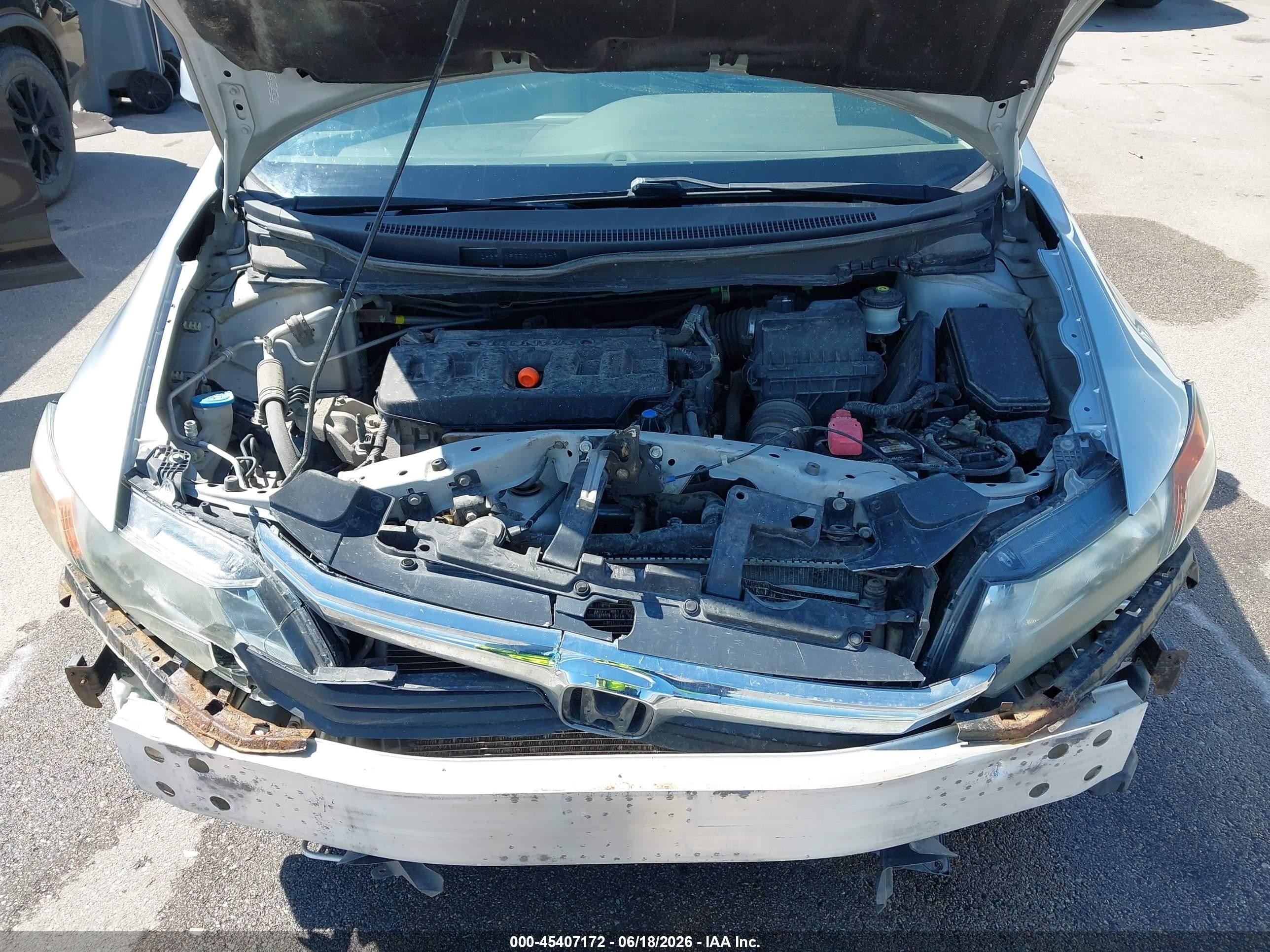 2012 Honda Civic Lx Silver vin: 2HGFB2F55CH323481