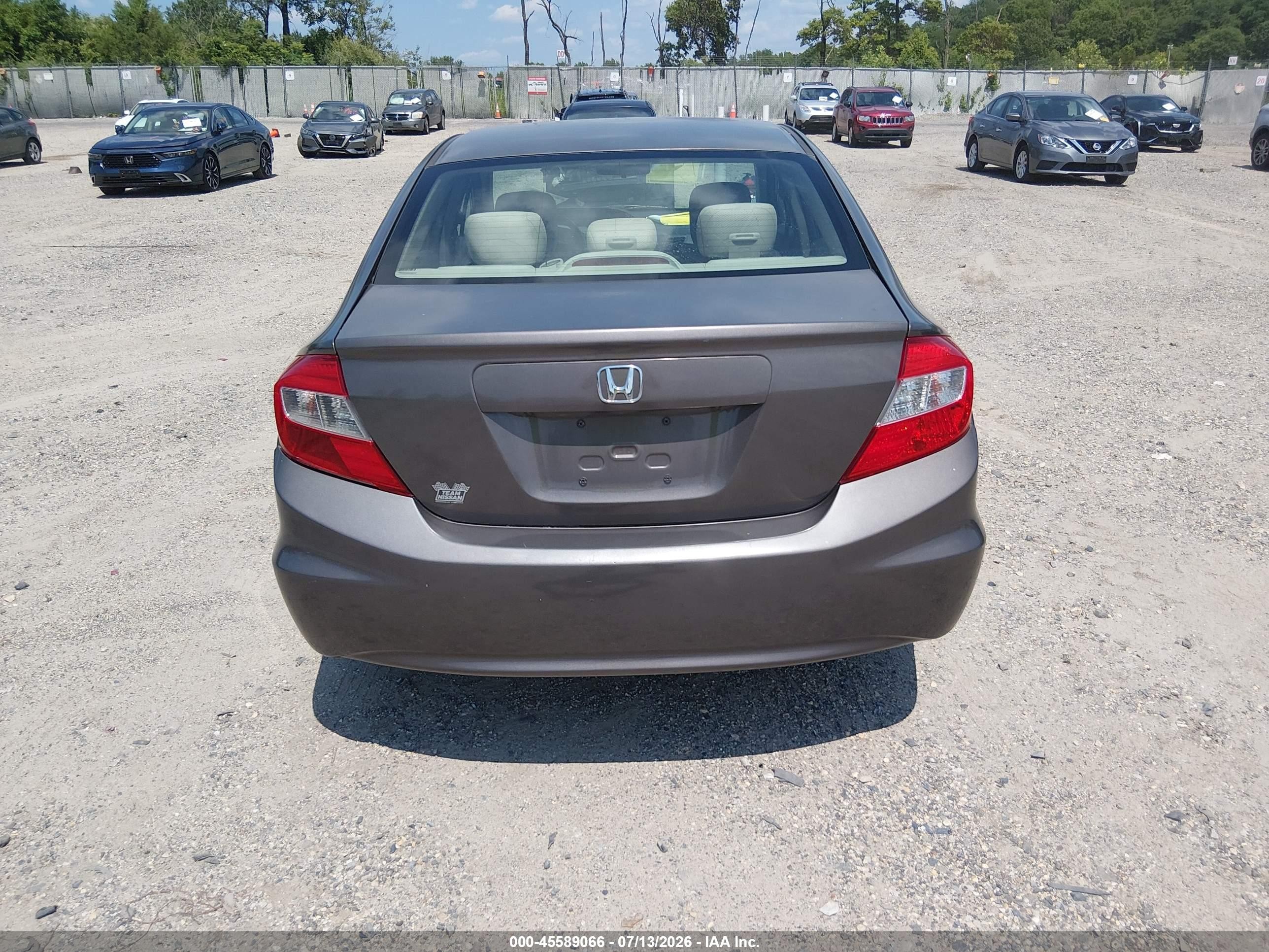 2012 Honda Civic Lx Brown vin: 2HGFB2F55CH564716