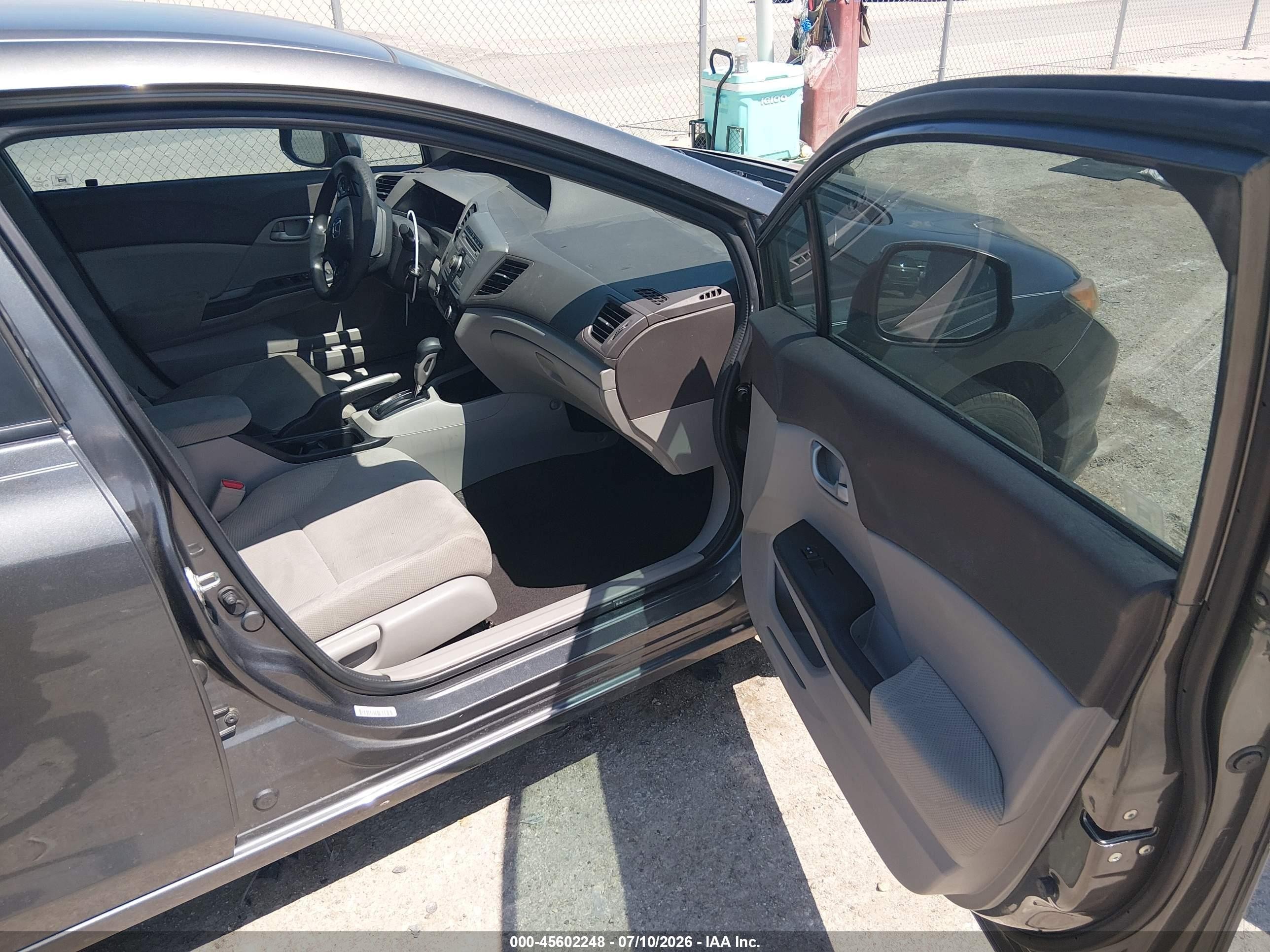 2012 Honda Civic Lx Gray vin: 2HGFB2F55CH600596