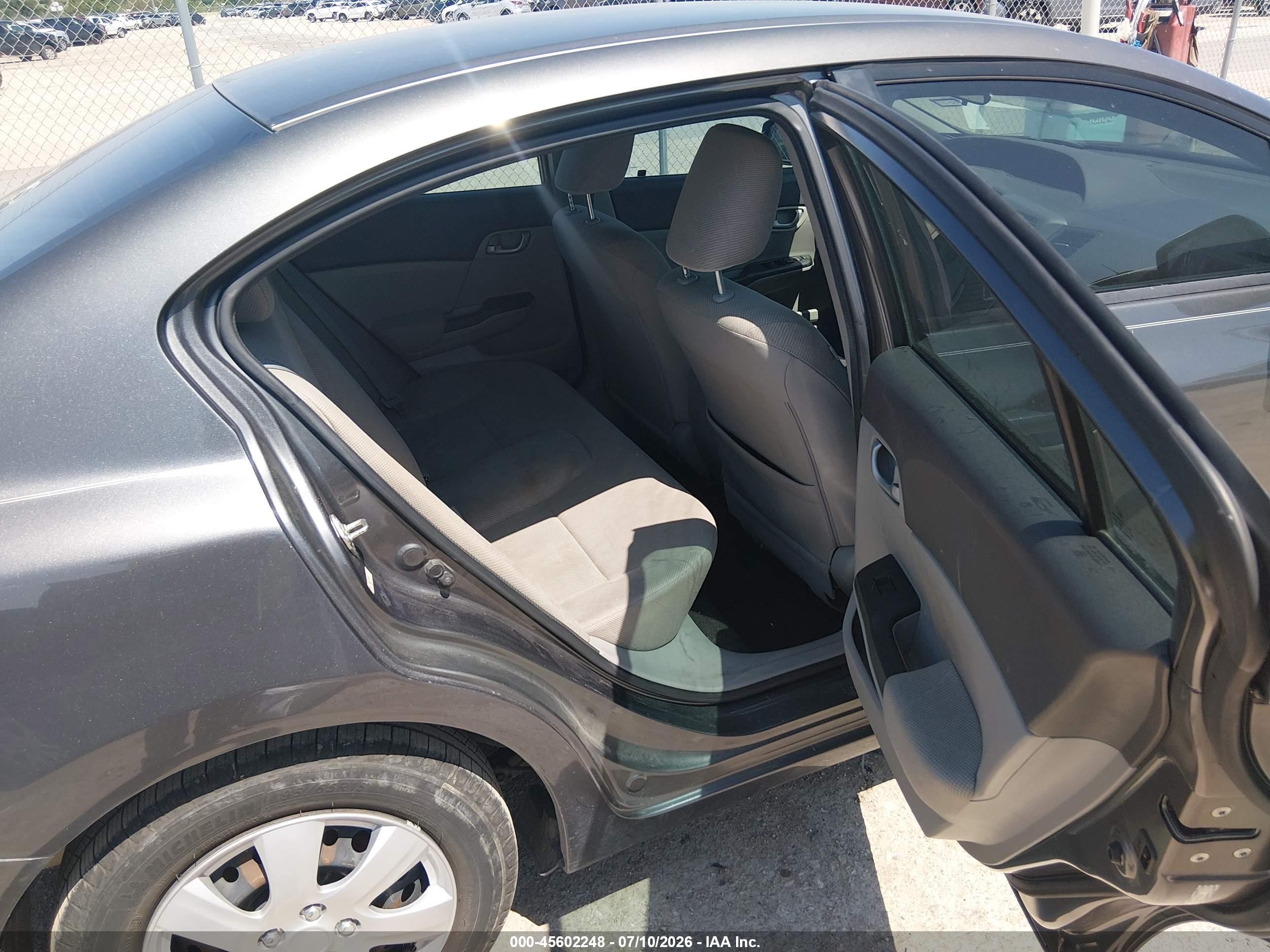 2012 Honda Civic Lx Gray vin: 2HGFB2F55CH600596