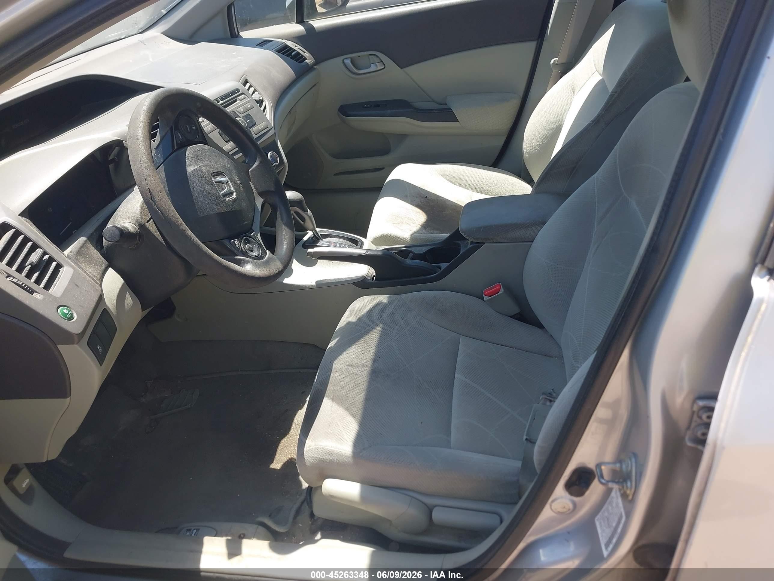 2012 Honda Civic Lx Silver vin: 2HGFB2F55CH607385