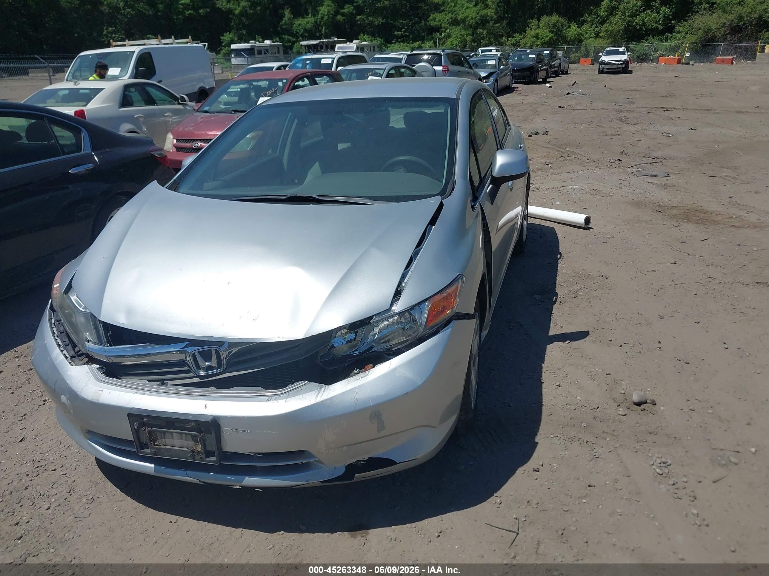 2012 Honda Civic Lx Silver vin: 2HGFB2F55CH607385