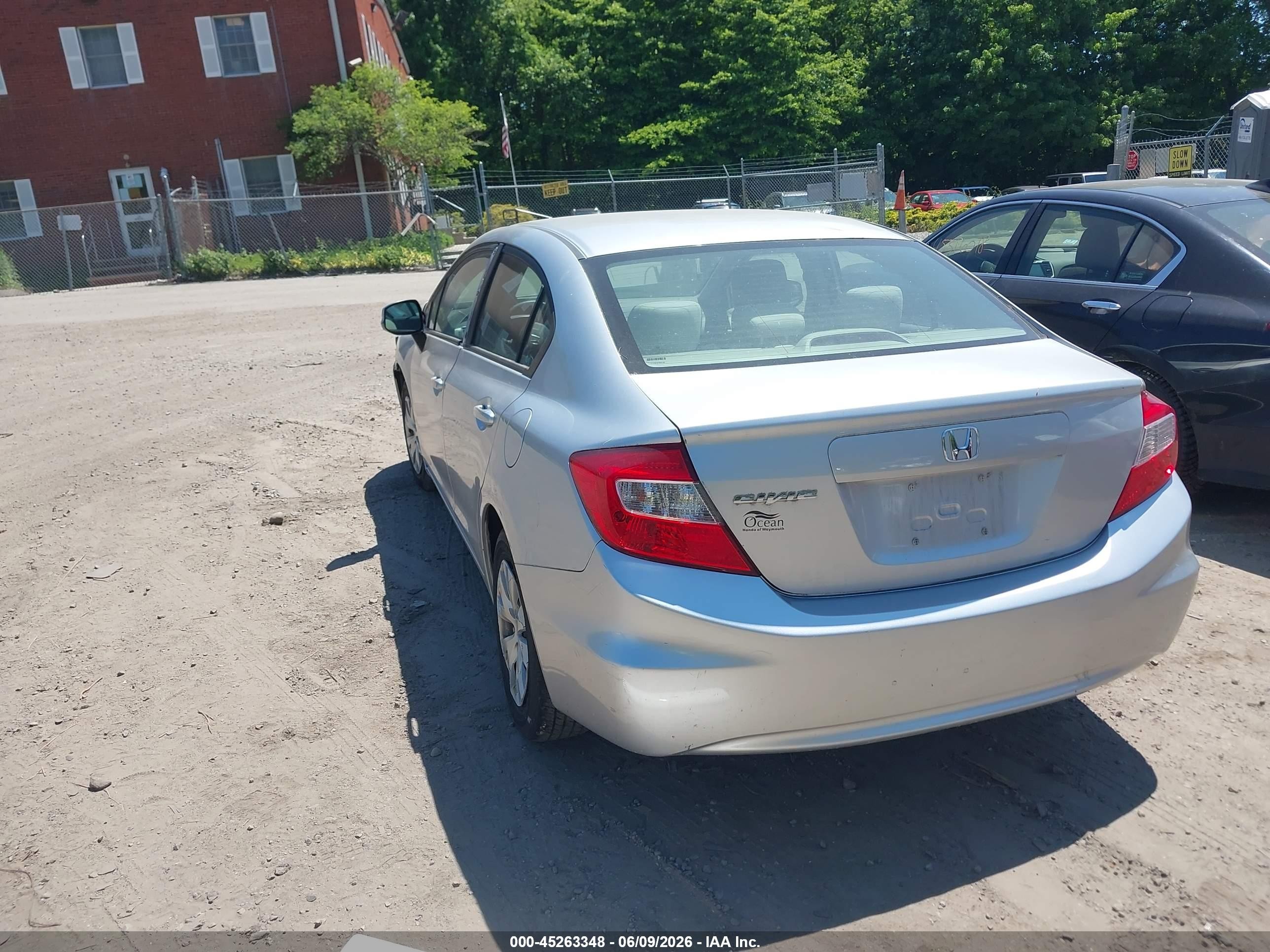 2012 Honda Civic Lx Silver vin: 2HGFB2F55CH607385
