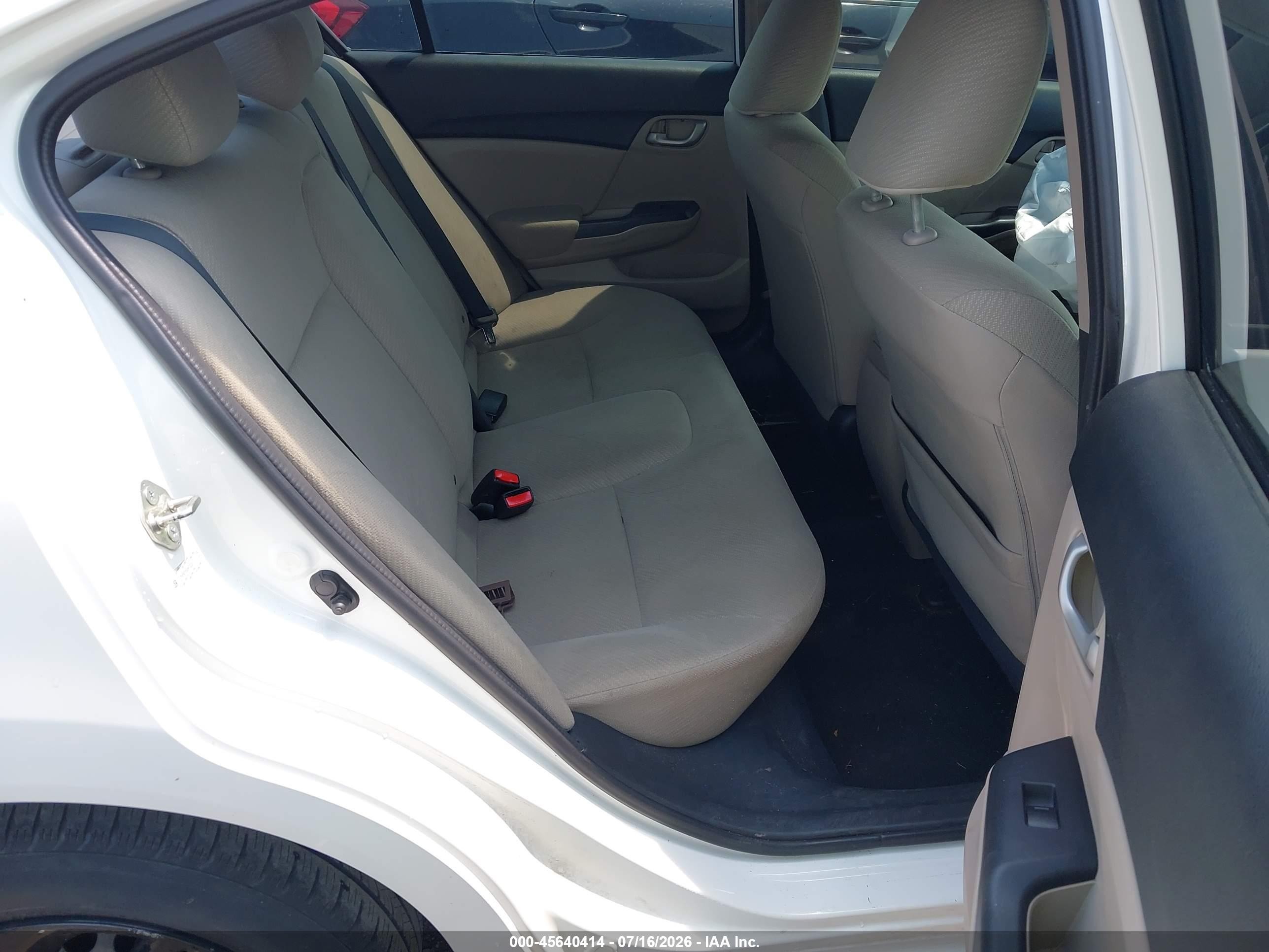 2013 Honda Civic Lx White vin: 2HGFB2F55DH570033