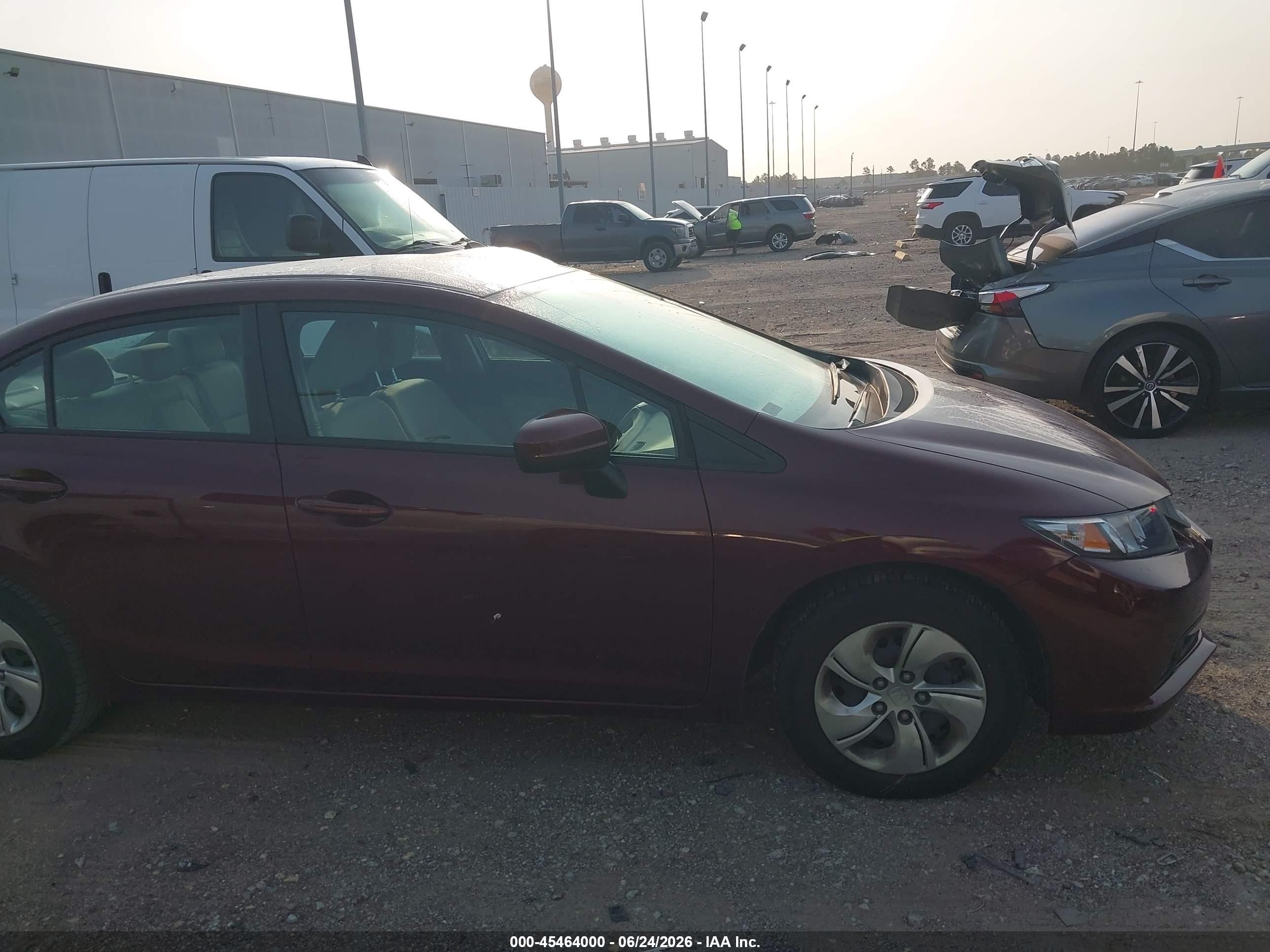 2014 Honda Civic Lx Burgundy vin: 2HGFB2F55EH504096