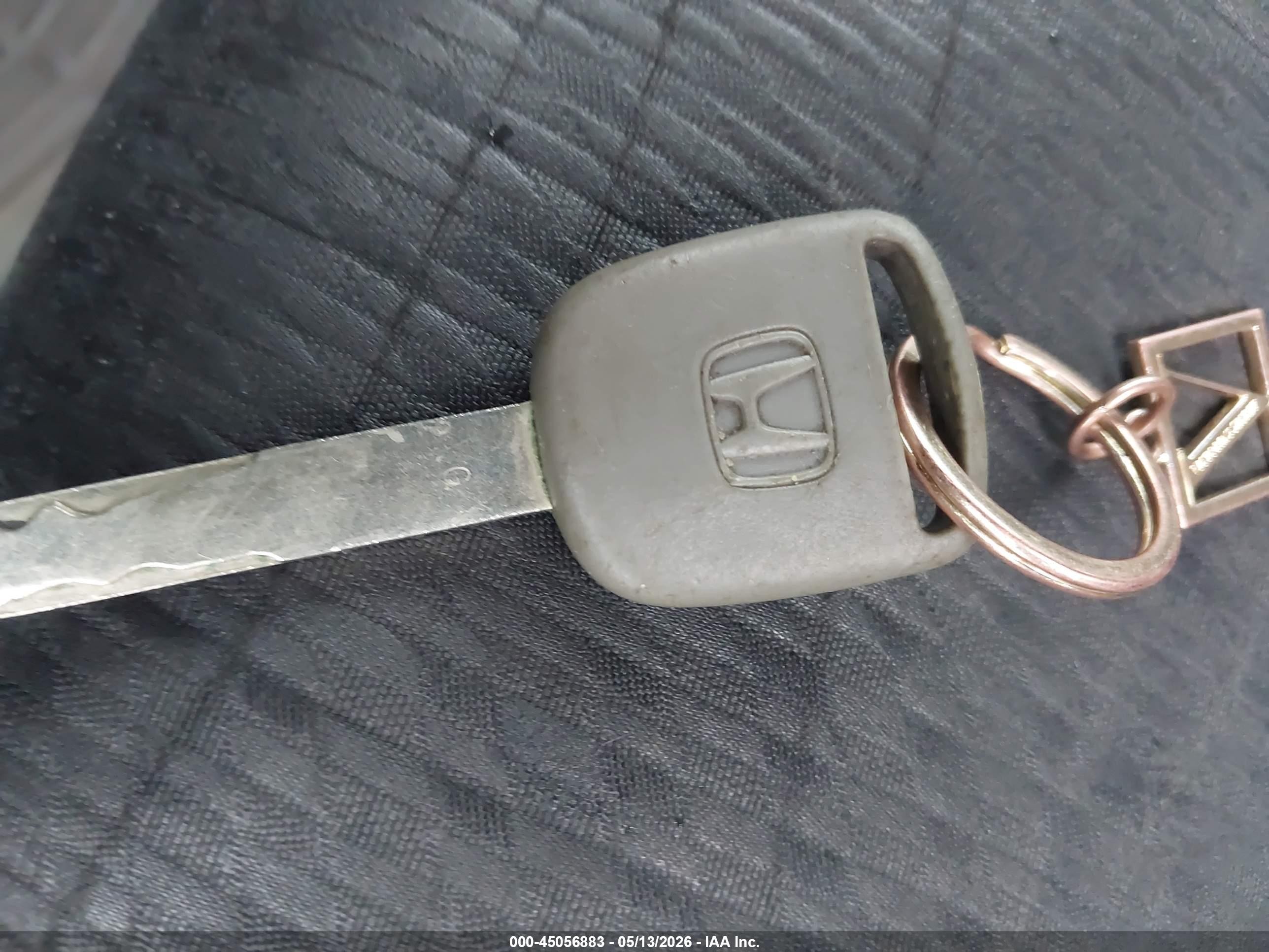 2015 Honda Civic Lx Серебряный vin: 2HGFB2F55FH545569