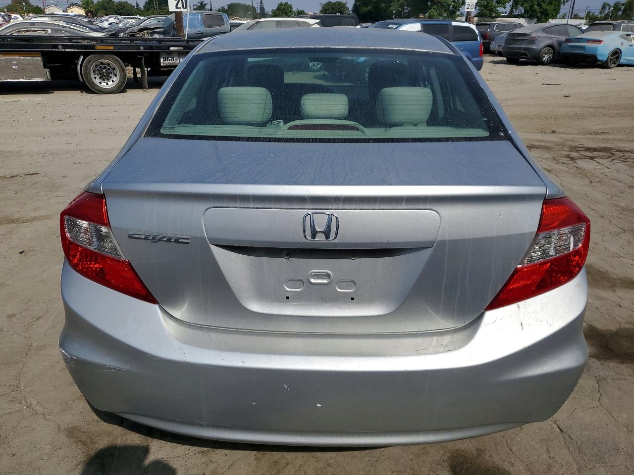 2012 Honda Civic Lx Silver vin: 2HGFB2F56CH324669