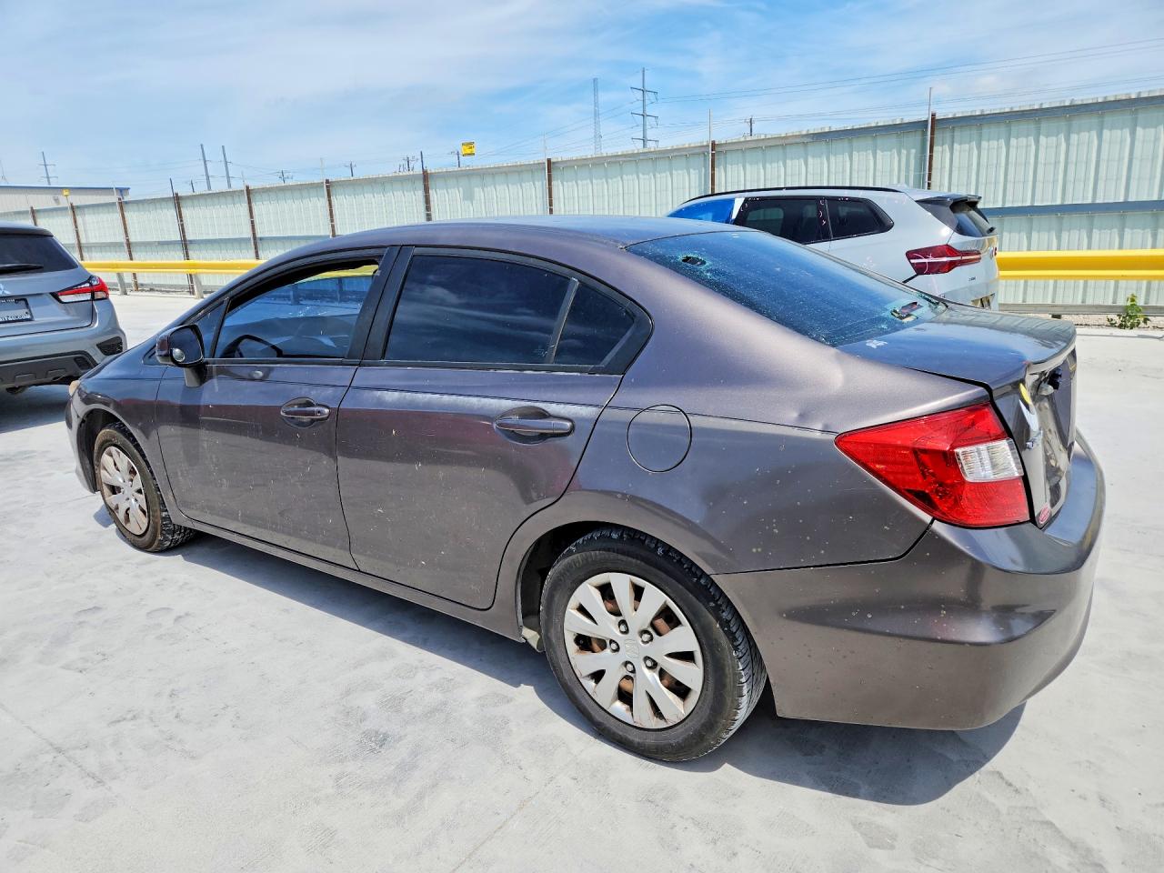 2012 Honda Civic Gray vin: 2HGFB2F56CH516528