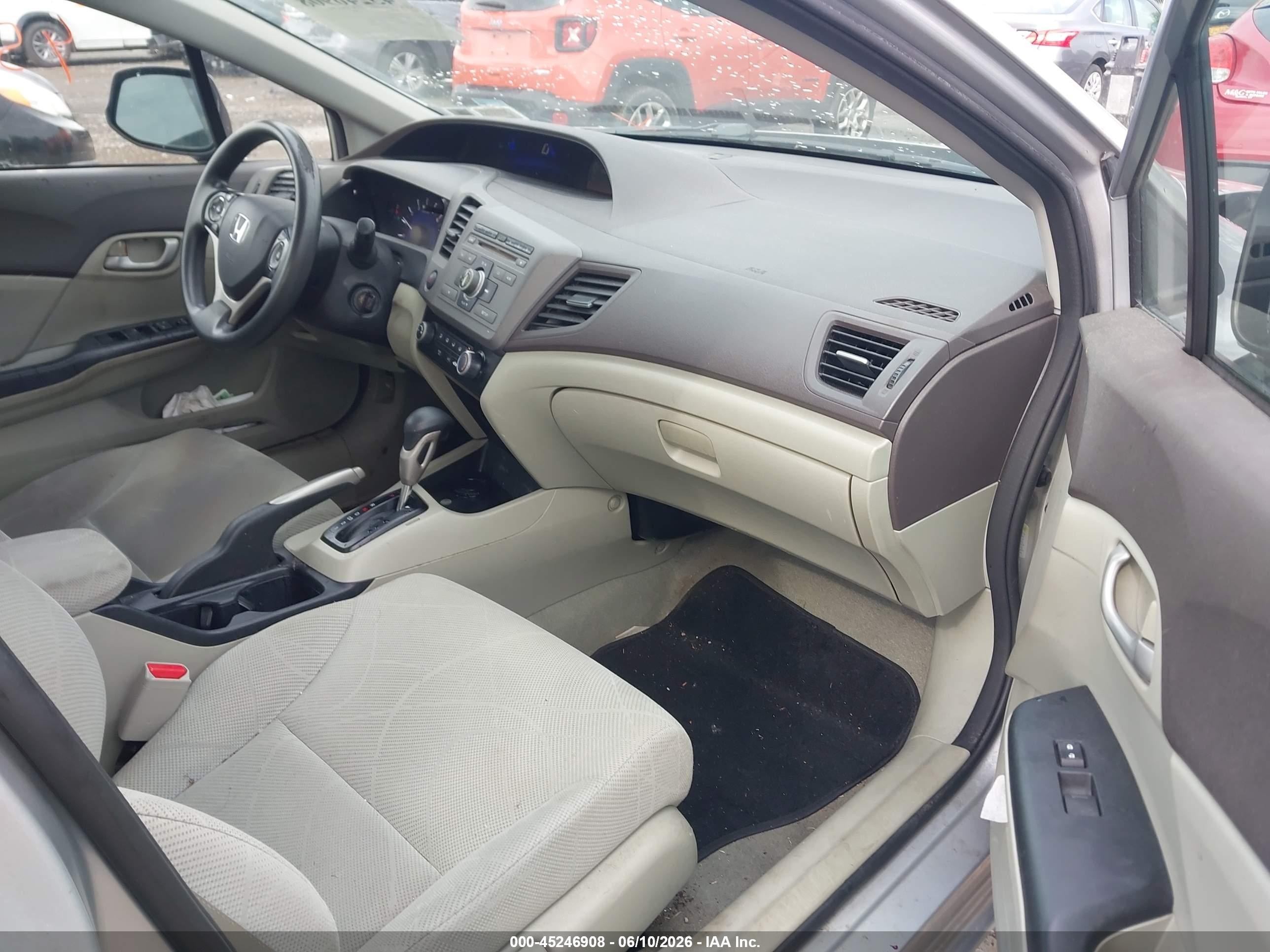 2012 Honda Civic Lx Silver vin: 2HGFB2F56CH524385