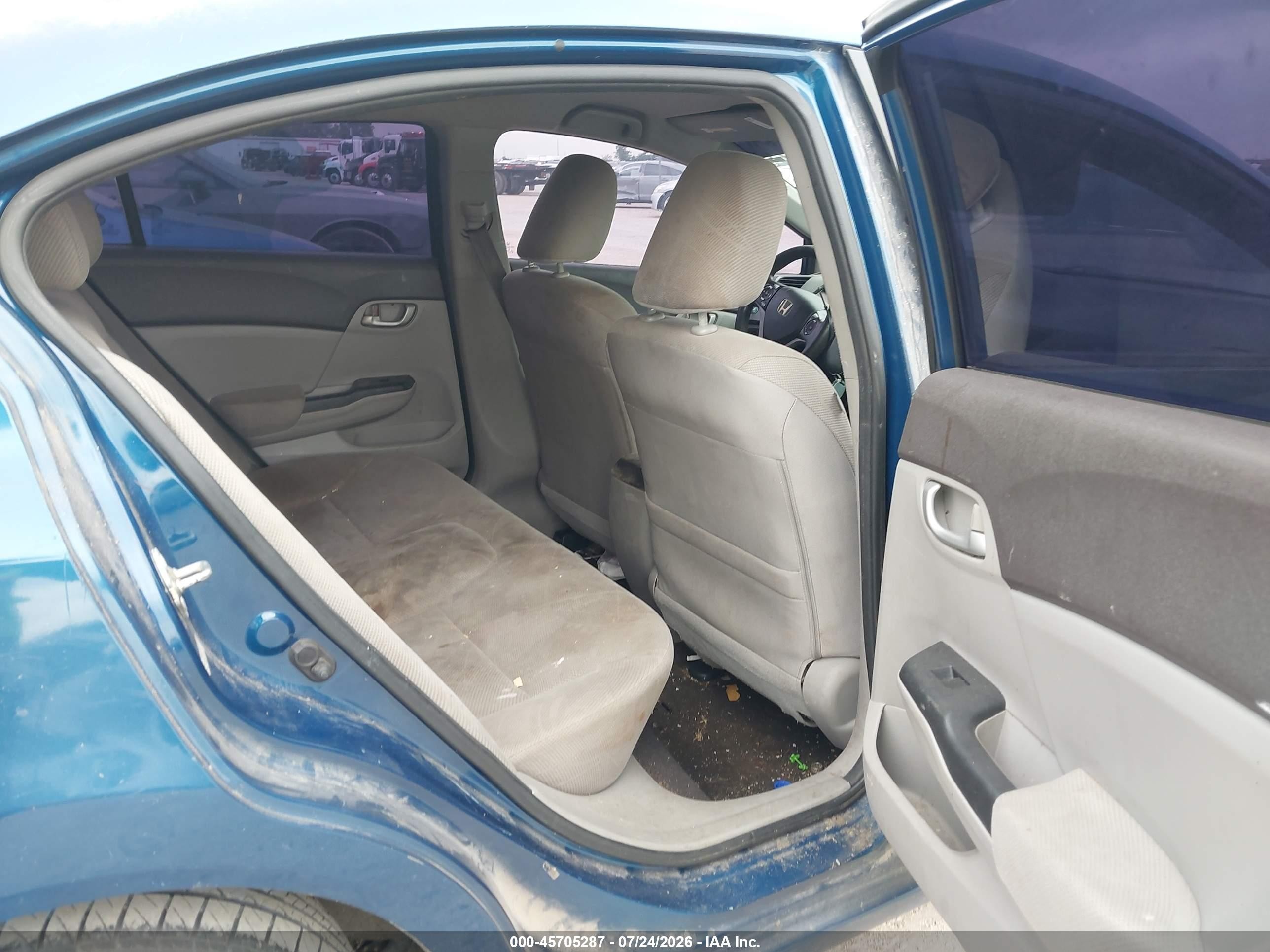 2012 Honda Civic Lx Blue vin: 2HGFB2F56CH535077