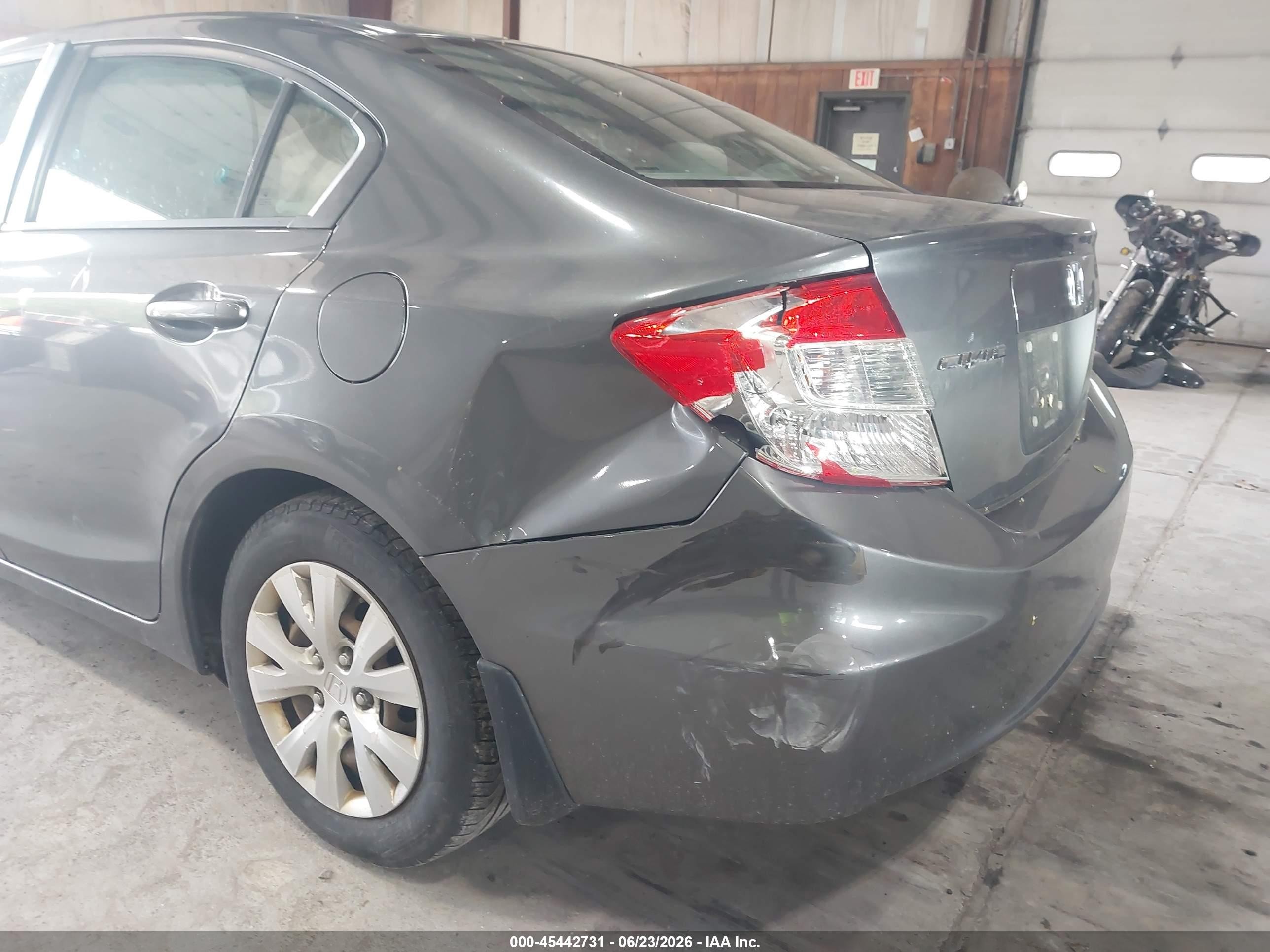 2012 Honda Civic Lx Gray vin: 2HGFB2F56CH558097