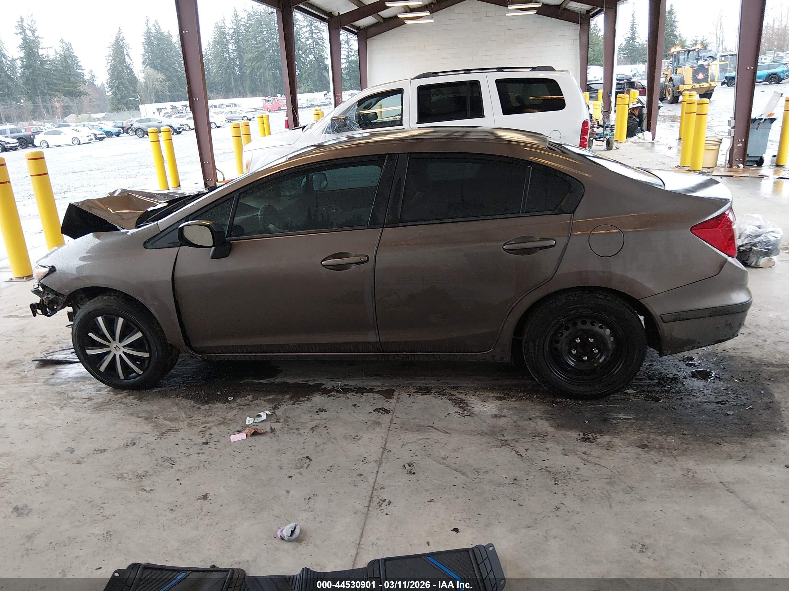 2012 Honda Civic Lx Brown vin: 2HGFB2F56CH569312