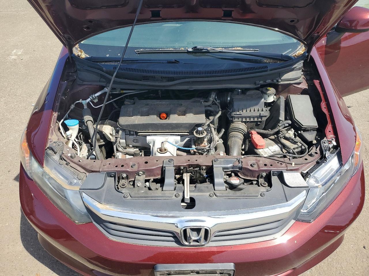 2012 Honda Civic Lx Burgundy vin: 2HGFB2F56CH592444