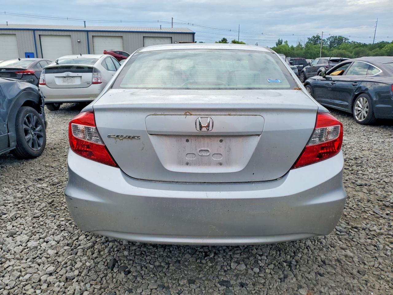 2012 Honda Civic Lx Silver vin: 2HGFB2F56CH600901