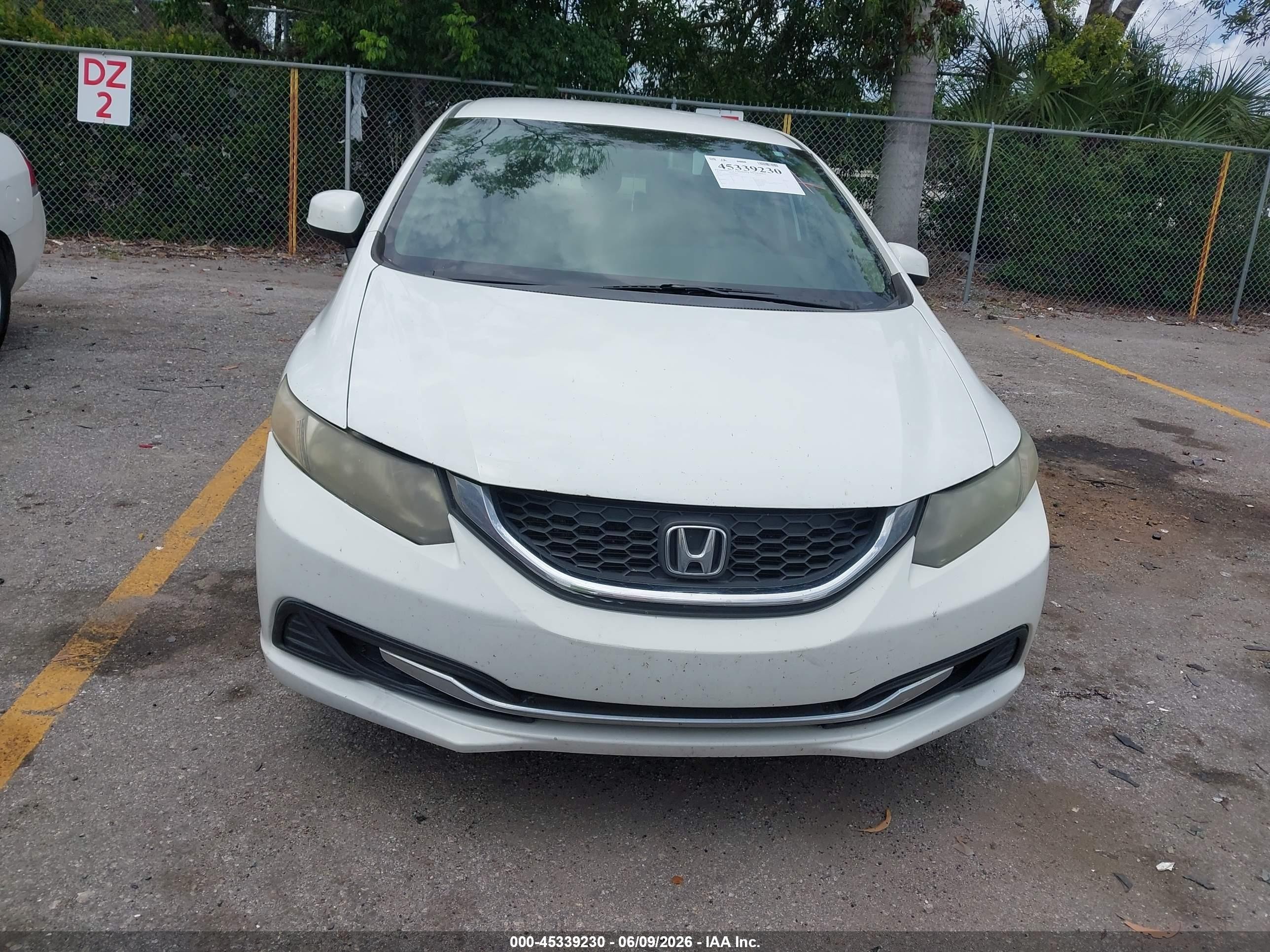 2013 Honda Civic Lx White vin: 2HGFB2F56DH538627