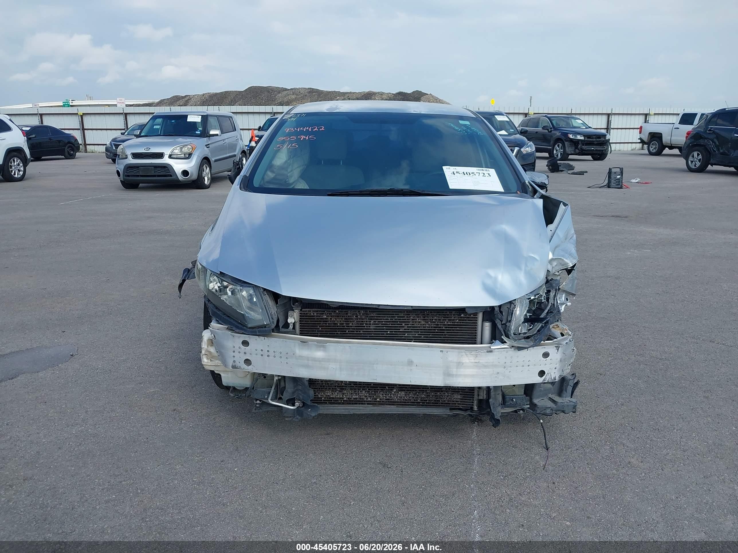2013 Honda Civic Lx Silver vin: 2HGFB2F56DH555945