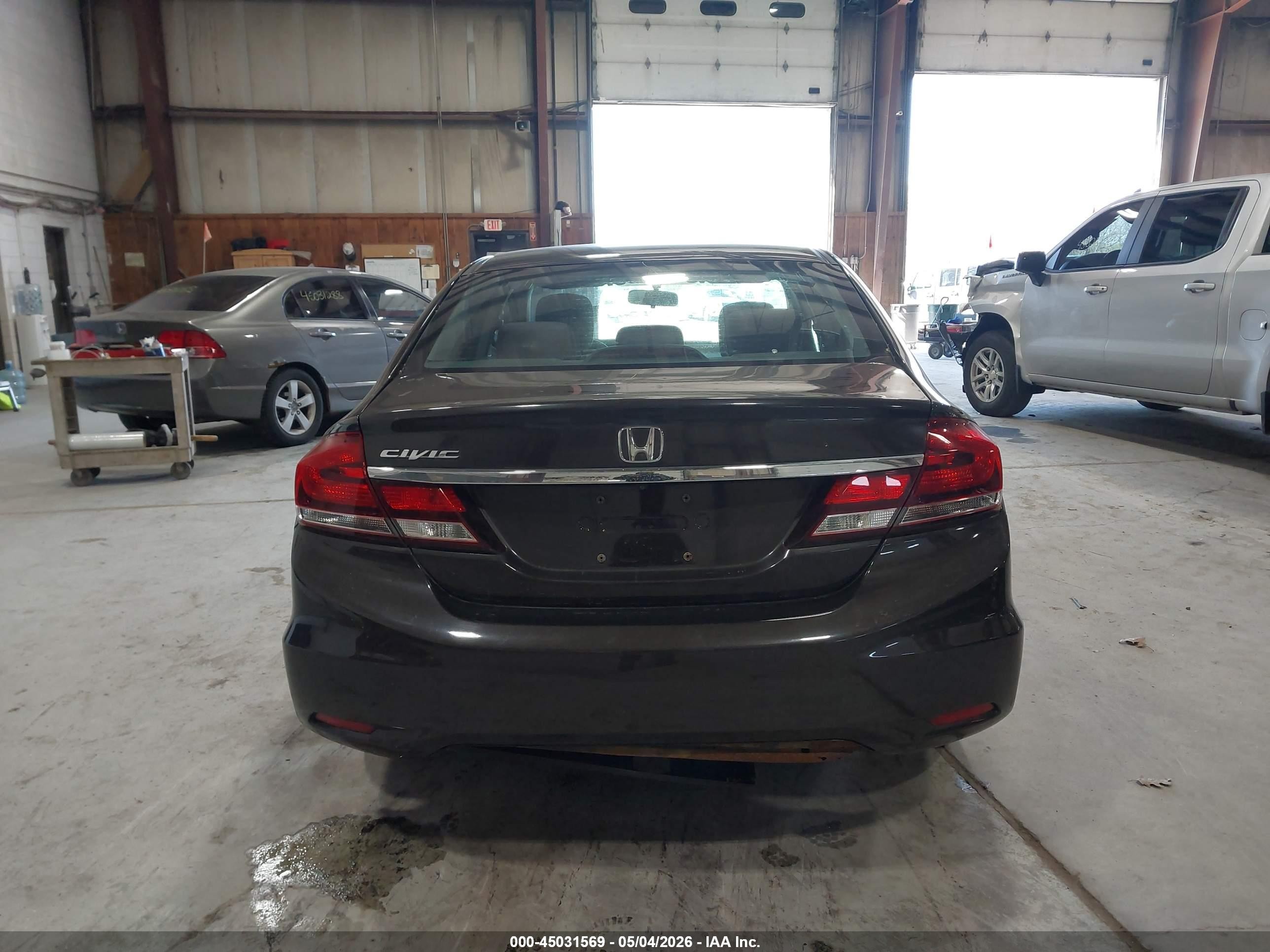 2013 Honda Civic Lx Коричневый vin: 2HGFB2F56DH560479