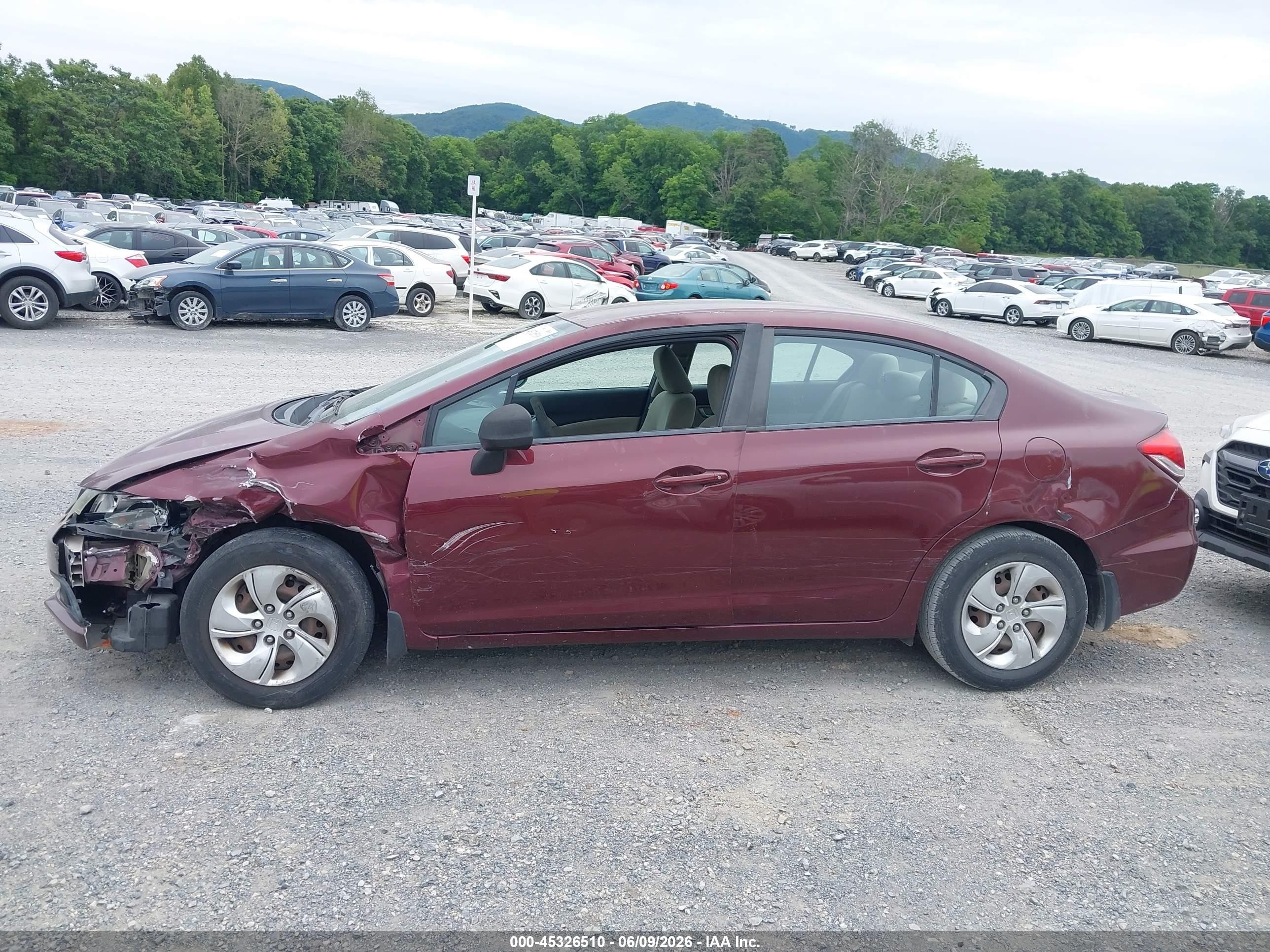 2013 Honda Civic Lx Red vin: 2HGFB2F56DH583258
