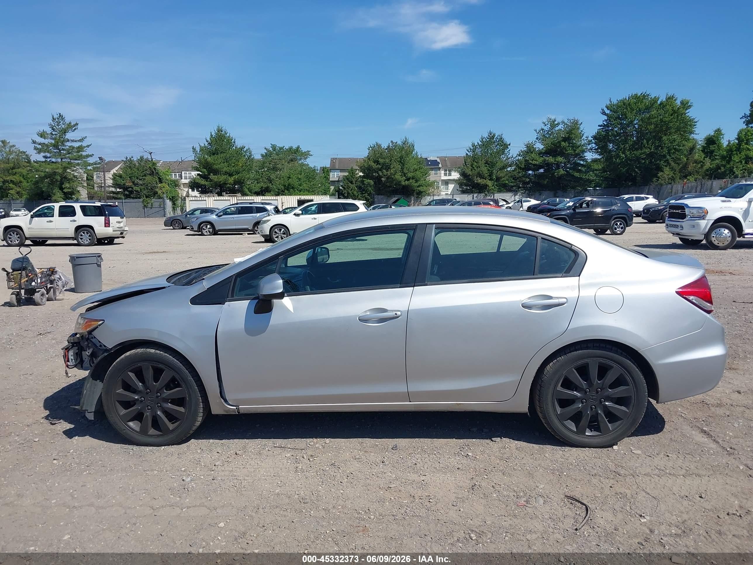2013 Honda Civic Lx Silver vin: 2HGFB2F56DH593367