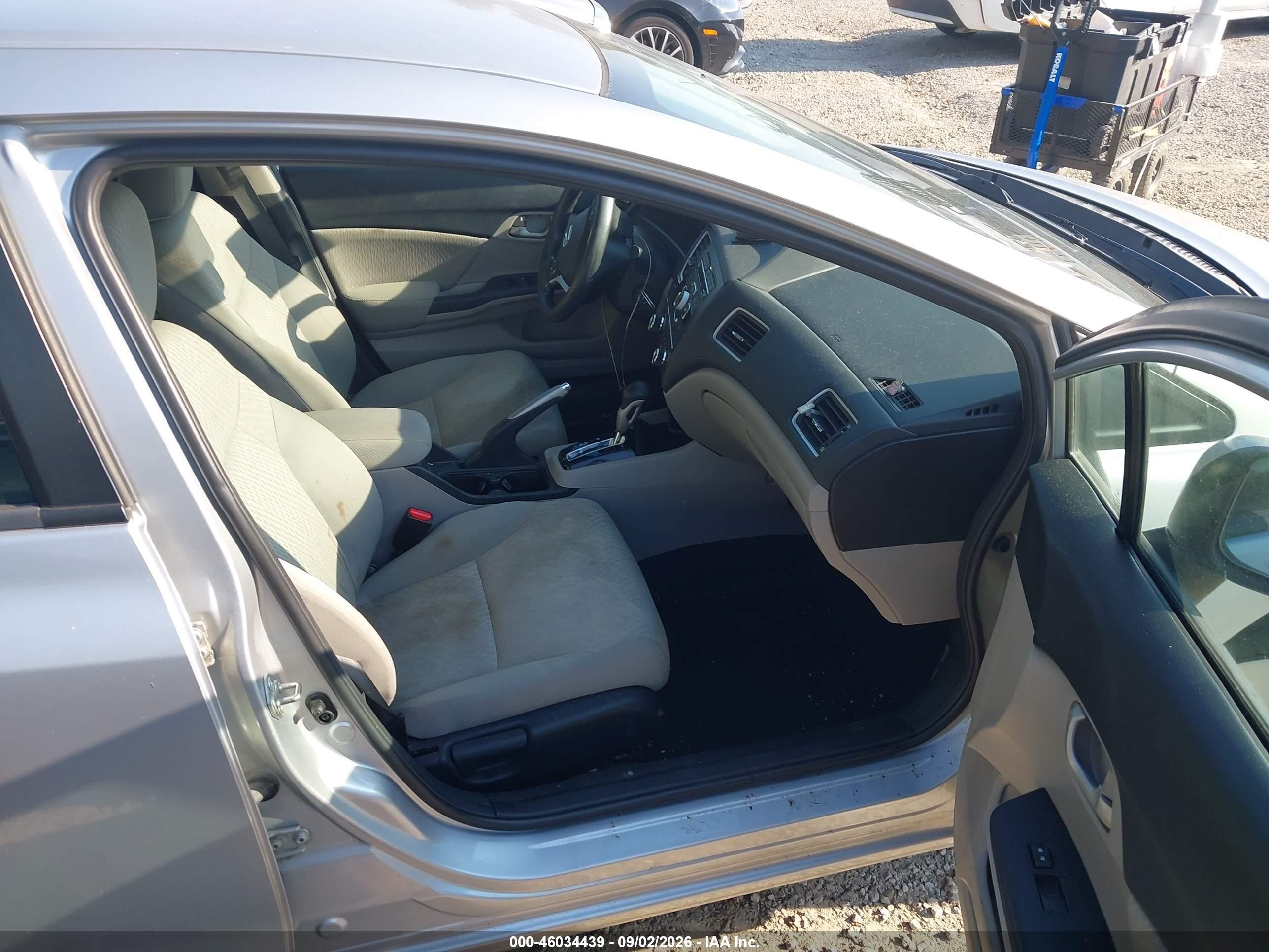 2014 Honda Civic Lx Silver vin: 2HGFB2F56EH554862