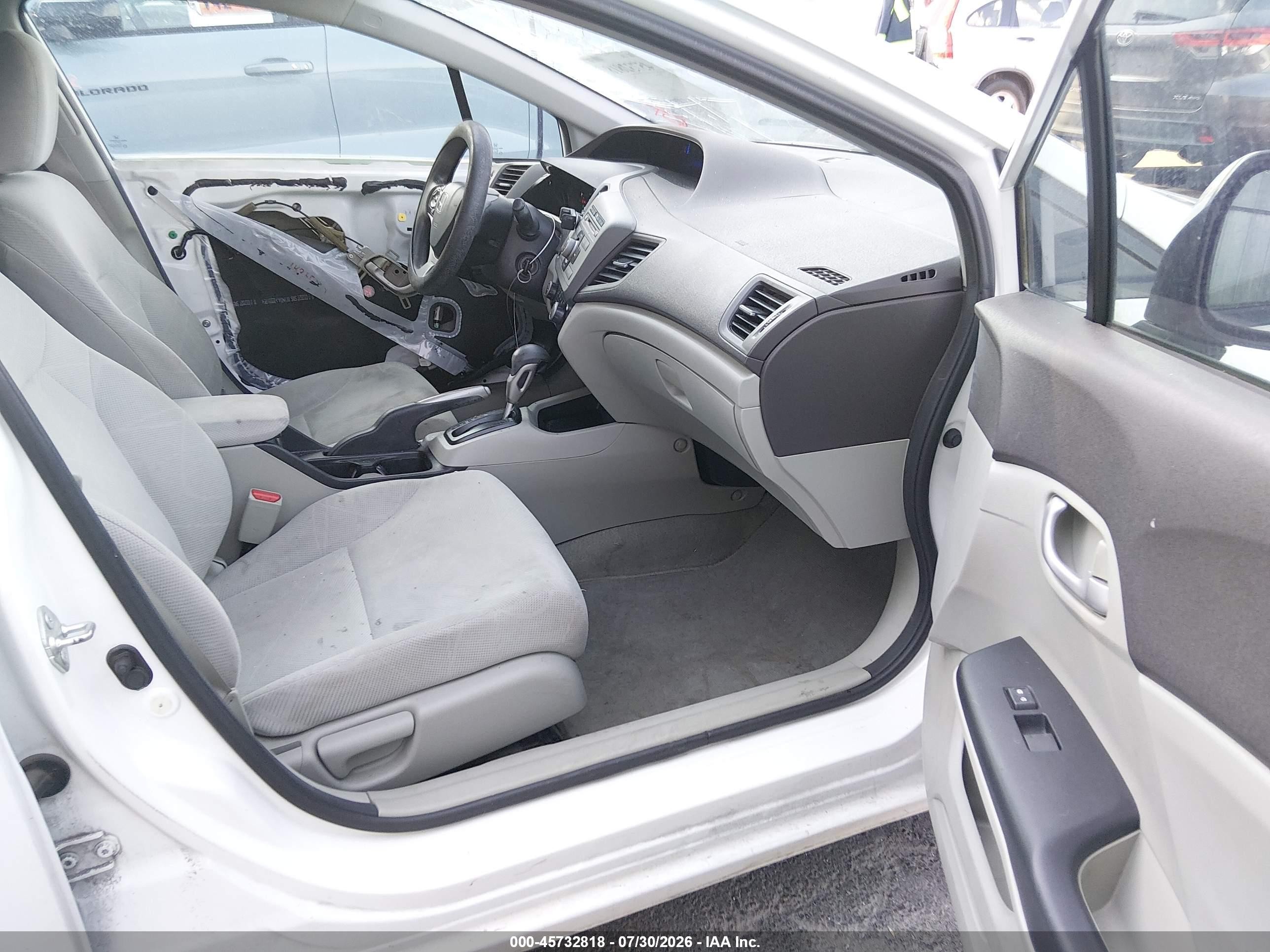 2012 Honda Civic Lx White vin: 2HGFB2F57CH324017