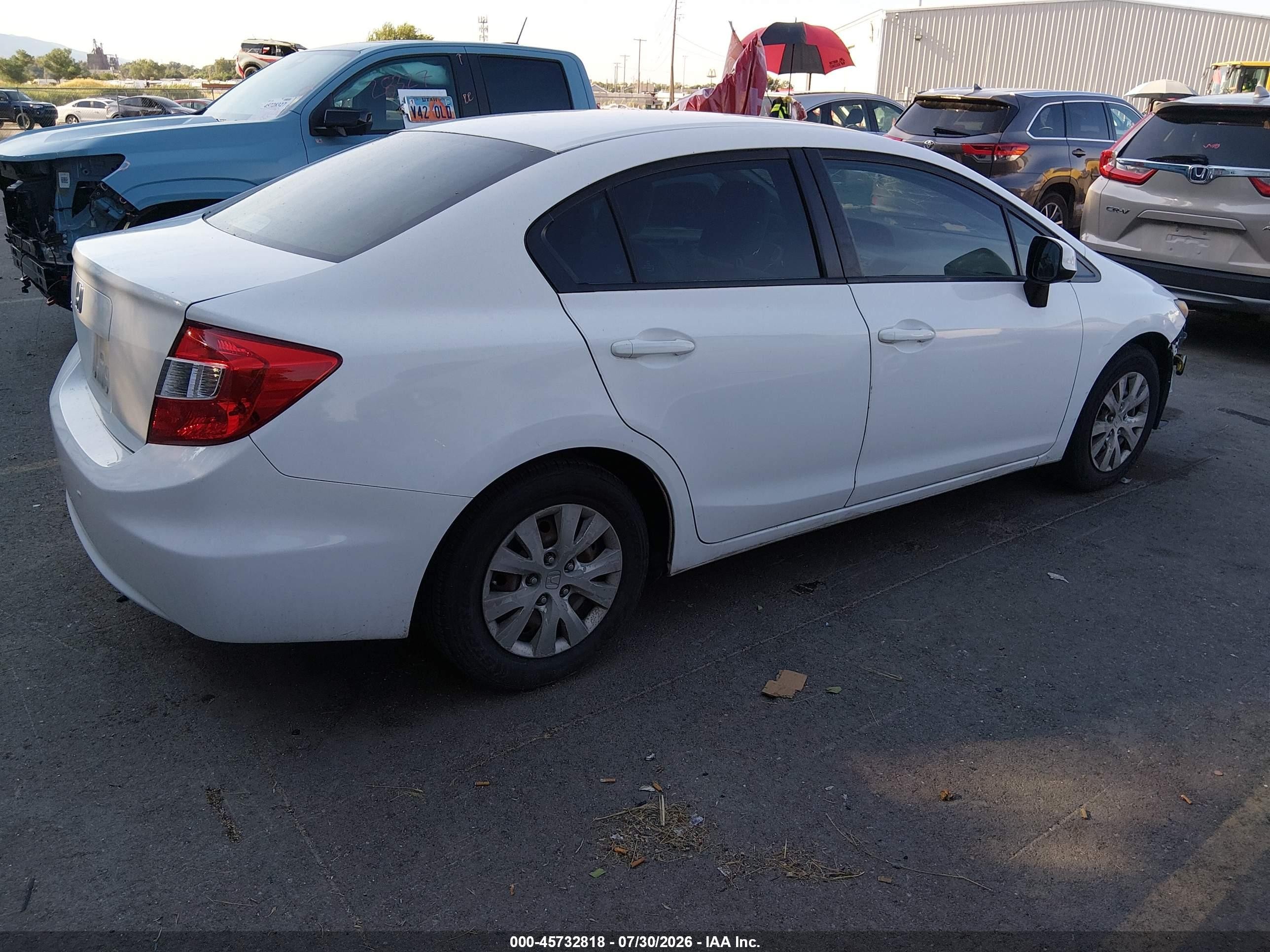 2012 Honda Civic Lx White vin: 2HGFB2F57CH324017
