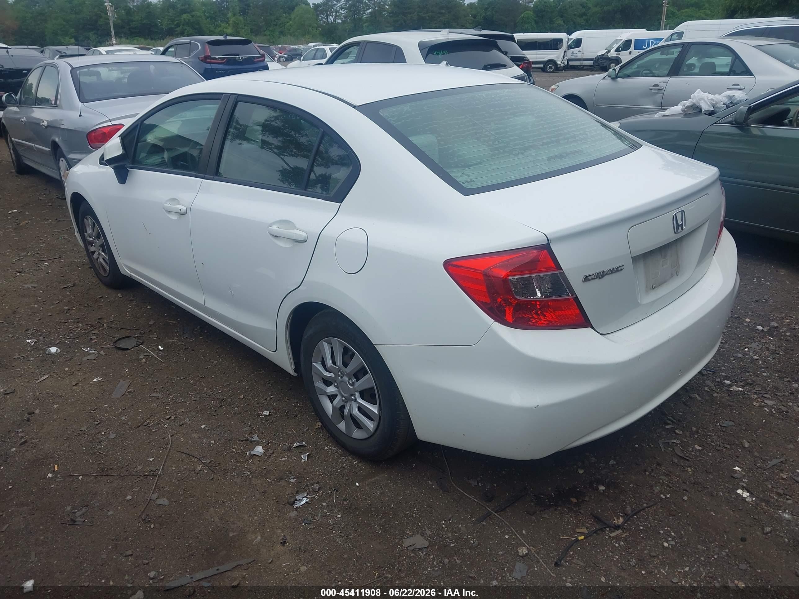 2012 Honda Civic Lx White vin: 2HGFB2F57CH325698