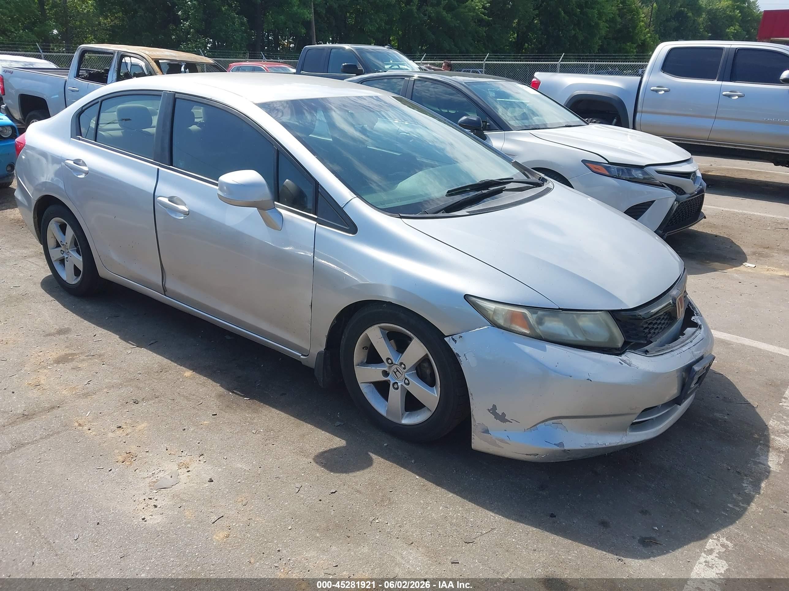 2012 Honda Civic Lx Серебряный vin: 2HGFB2F57CH326690