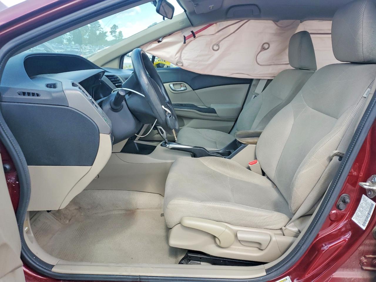2012 Honda Civic Lx Burgundy vin: 2HGFB2F57CH558514