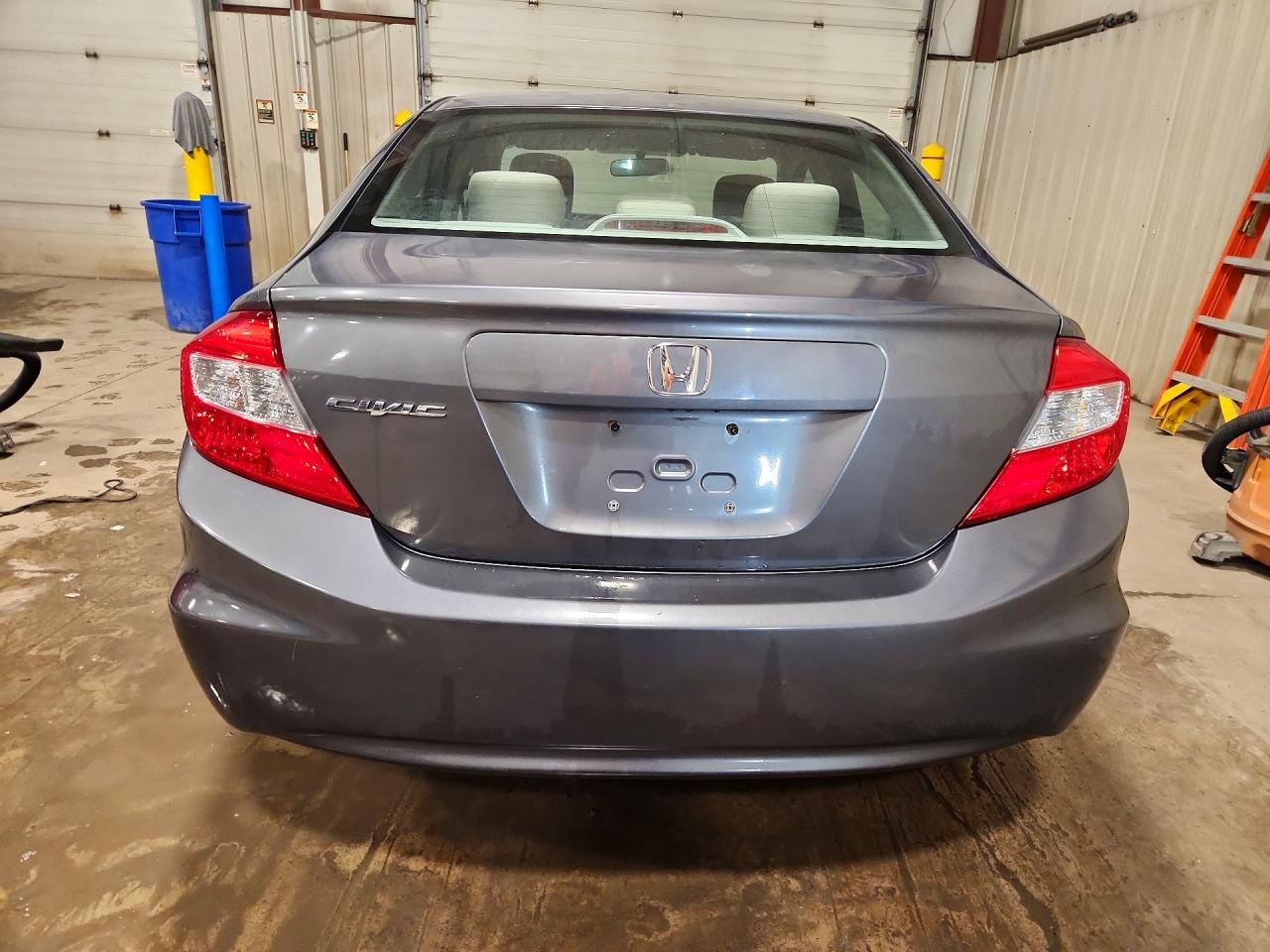 2012 Honda Civic Lx Gray vin: 2HGFB2F57CH561574