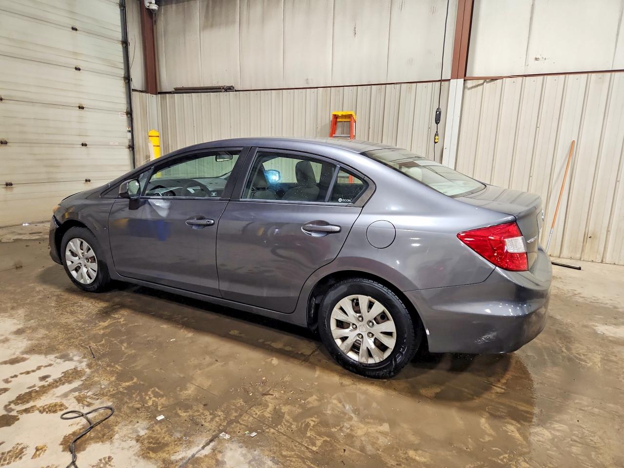 2012 Honda Civic Lx Gray vin: 2HGFB2F57CH561574