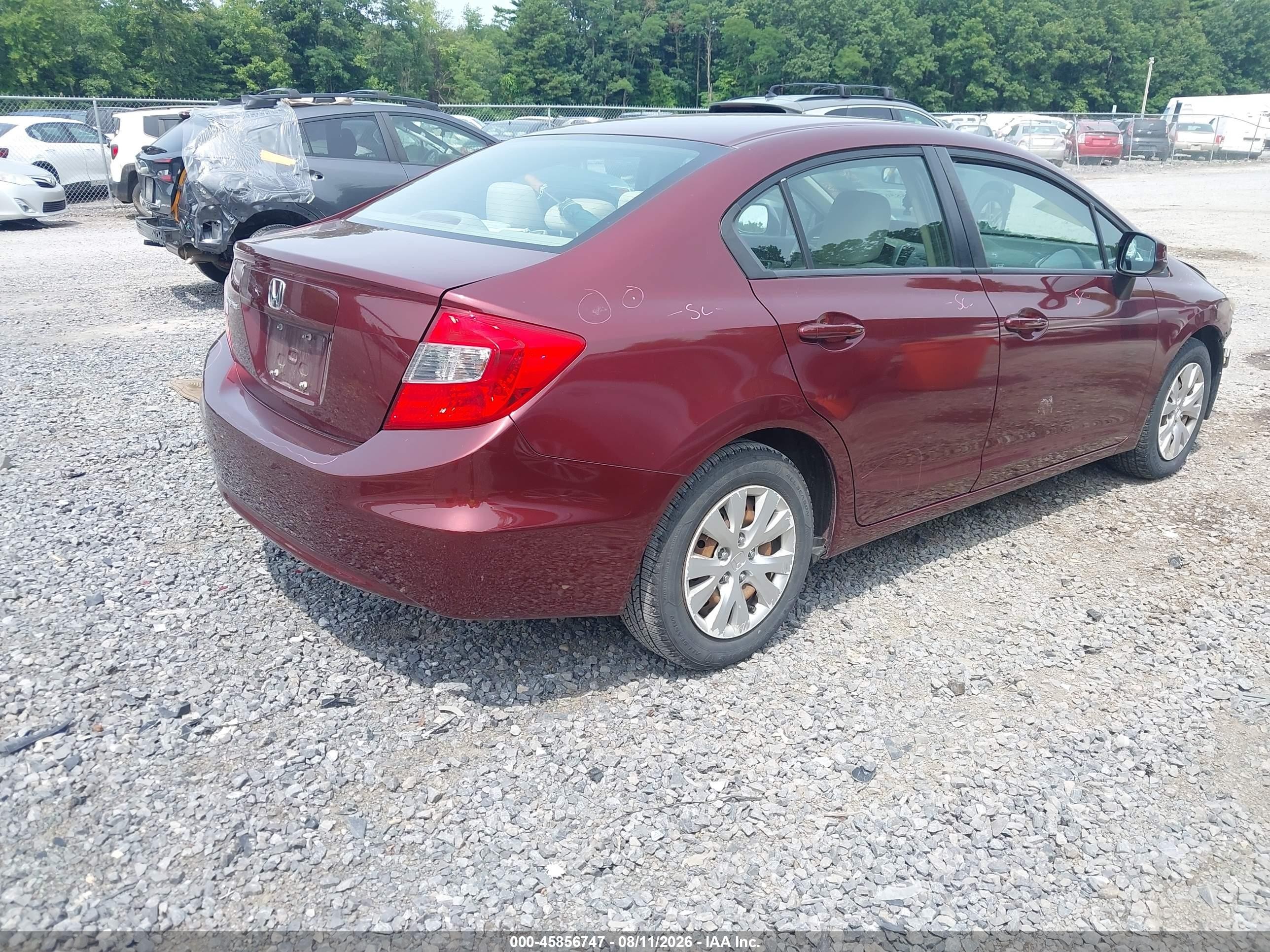 2012 Honda Civic Lx Red vin: 2HGFB2F57CH573255