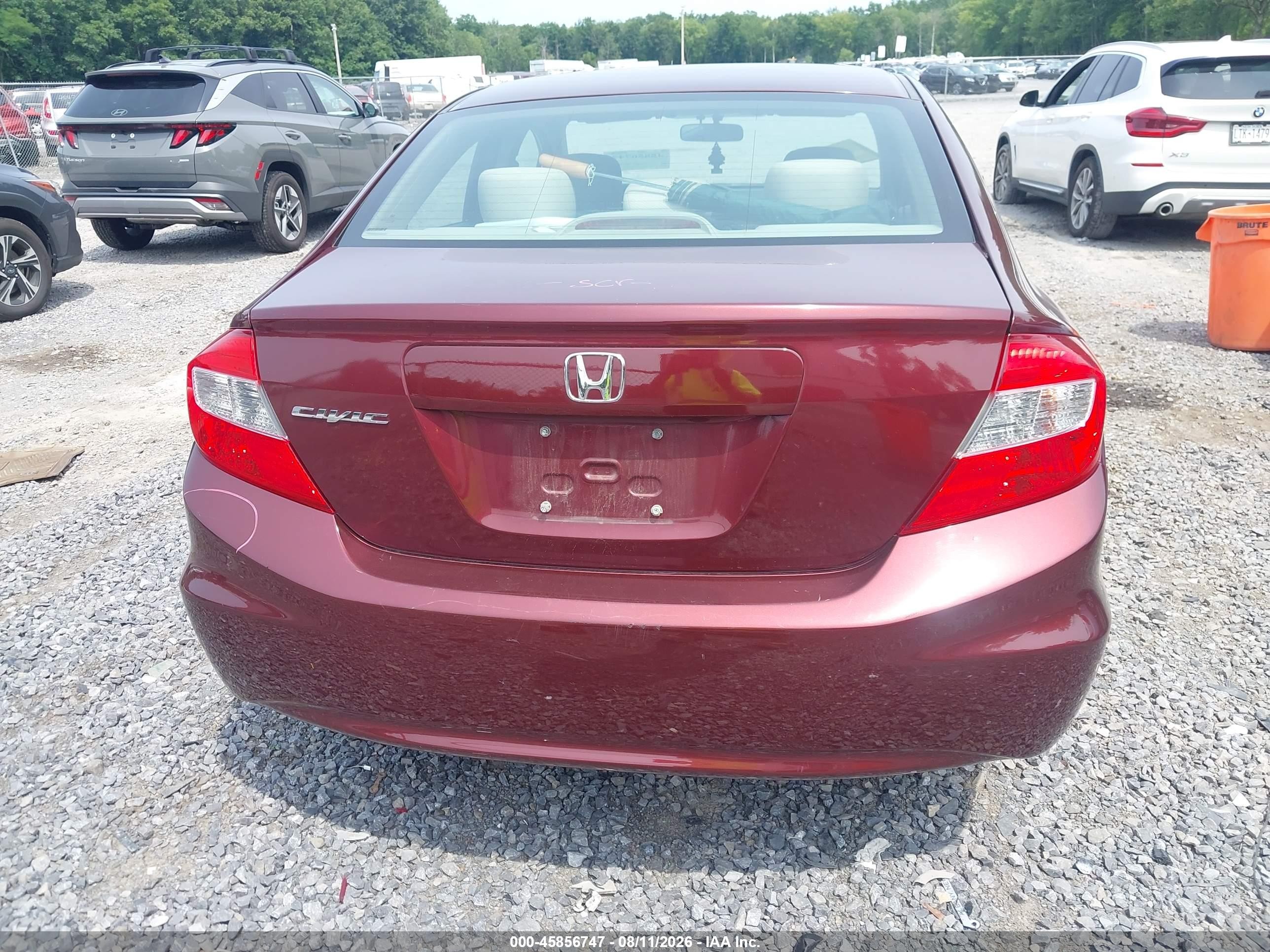 2012 Honda Civic Lx Red vin: 2HGFB2F57CH573255