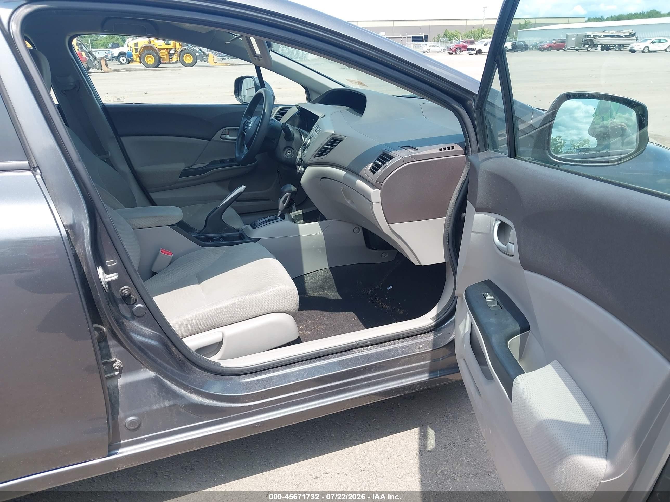 2012 Honda Civic Lx Gray vin: 2HGFB2F57CH581372